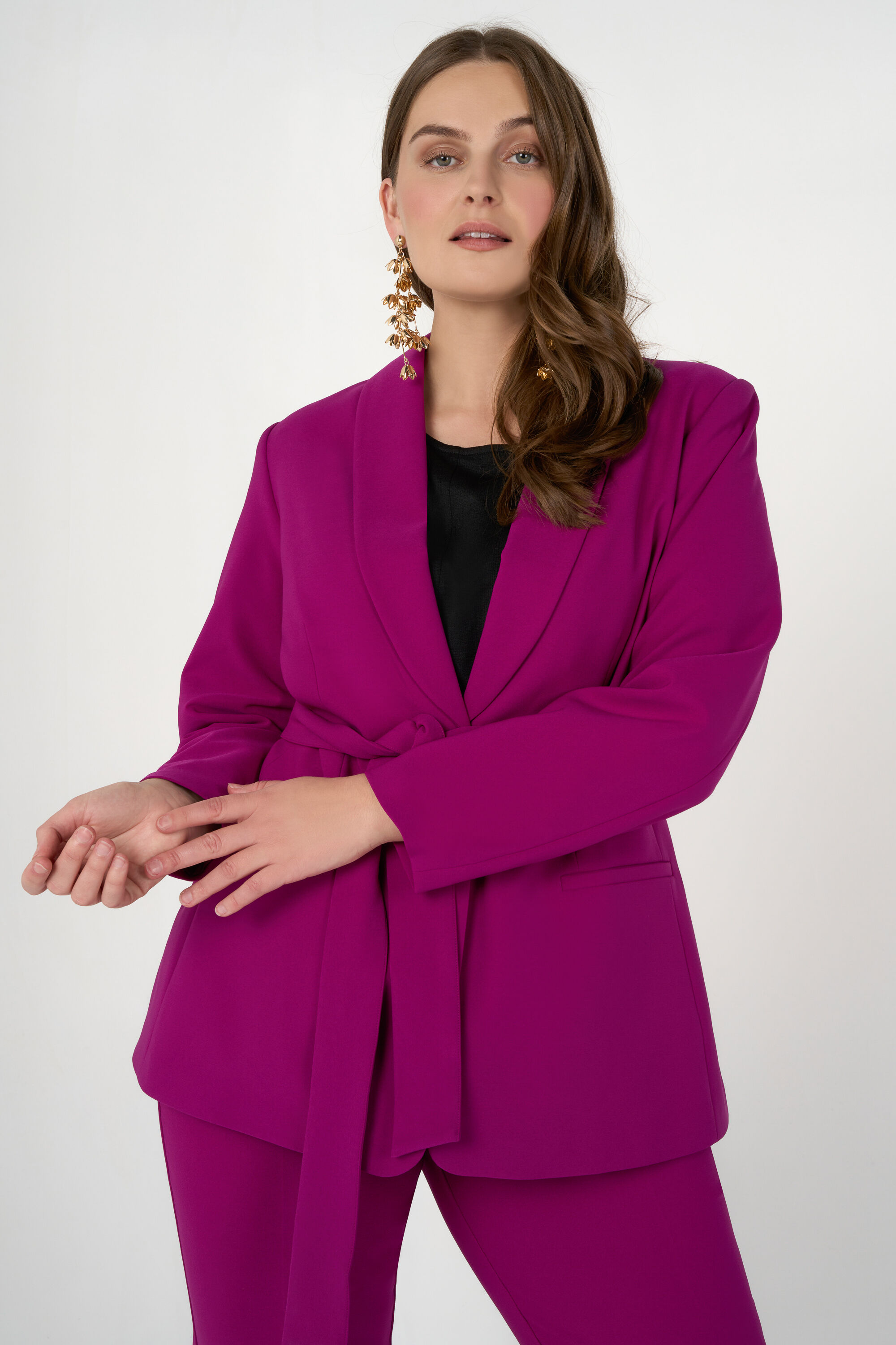 Blazer con cinto image number 6