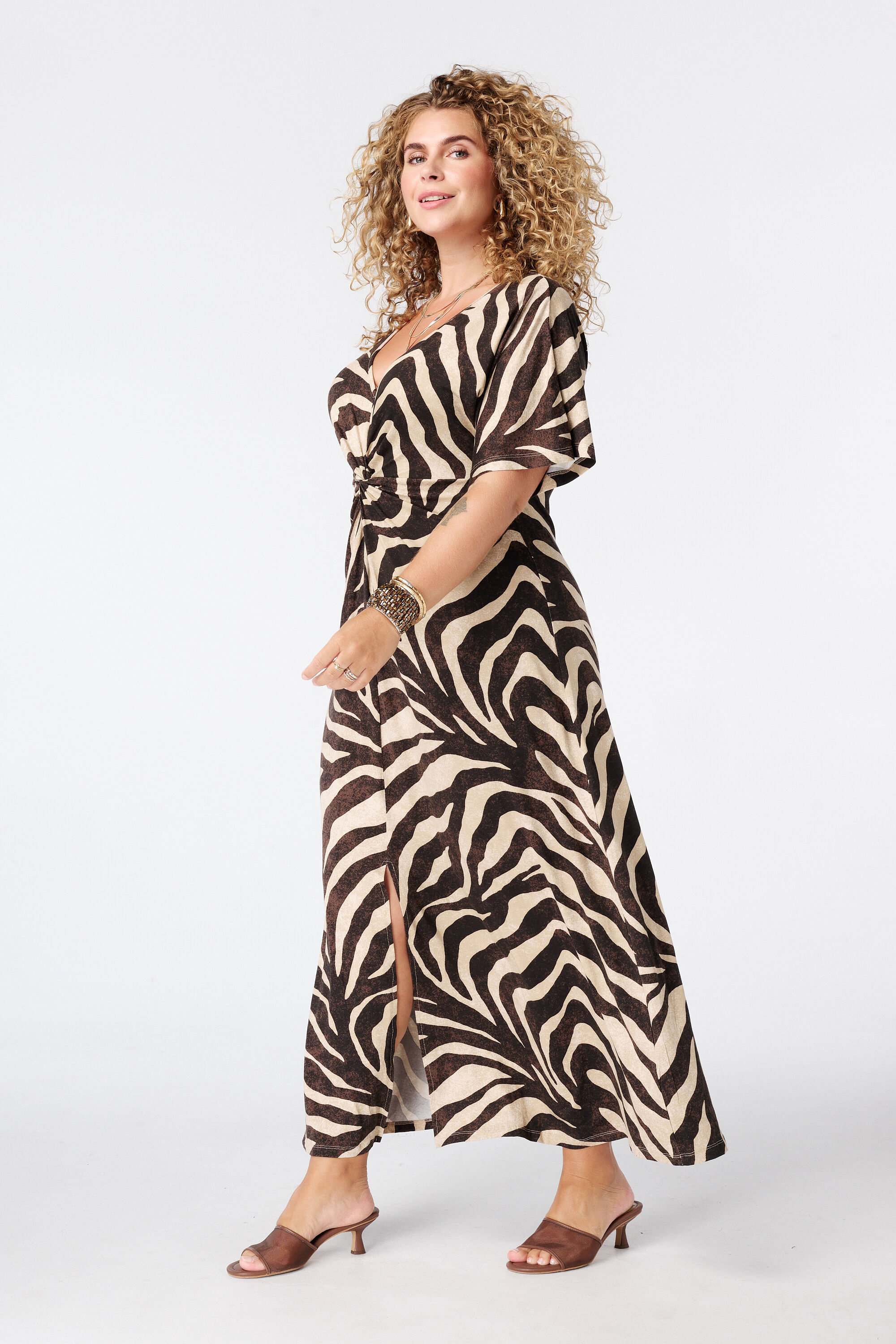 Vestido estampado image number 5