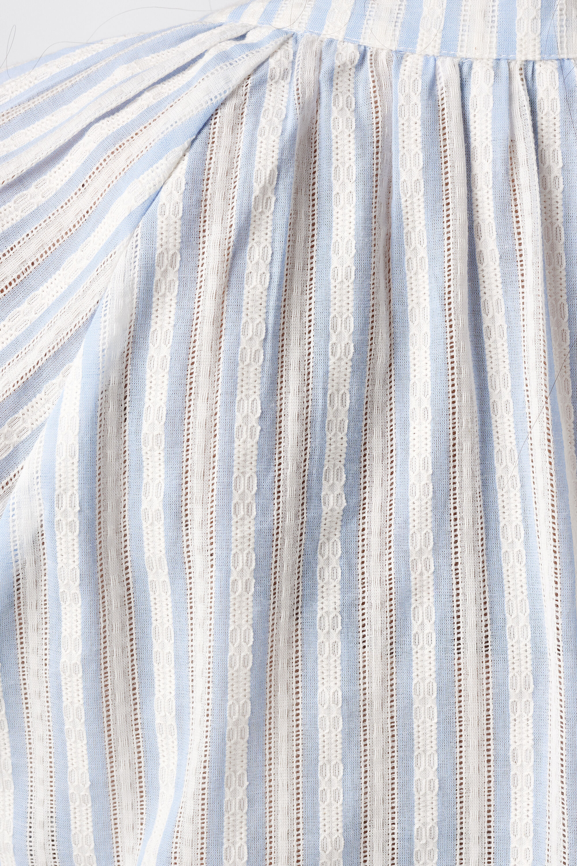 Blusa de rayas image number 6