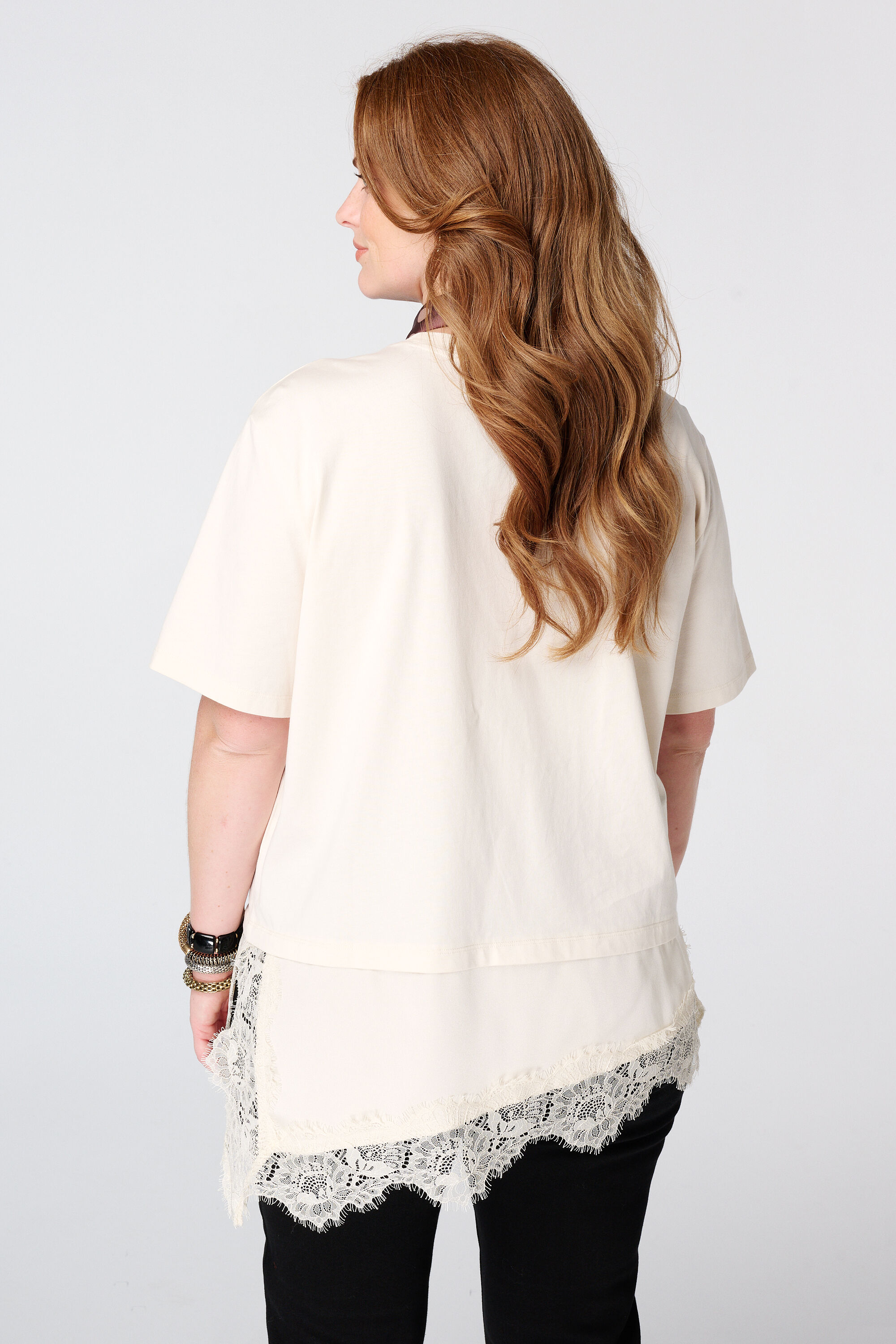 Camiseta con encaje image number 3