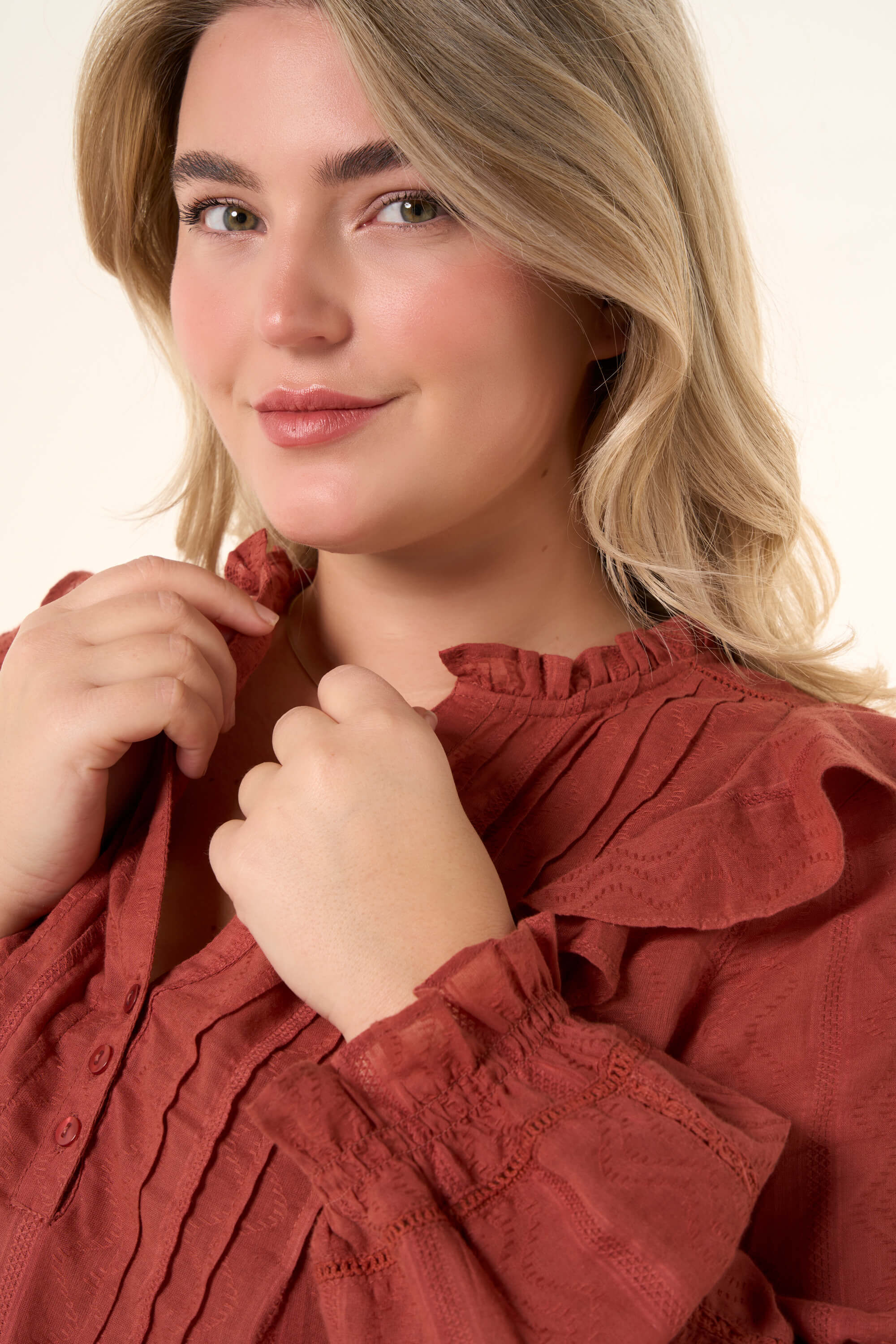 Blusa con manga globo image number 5