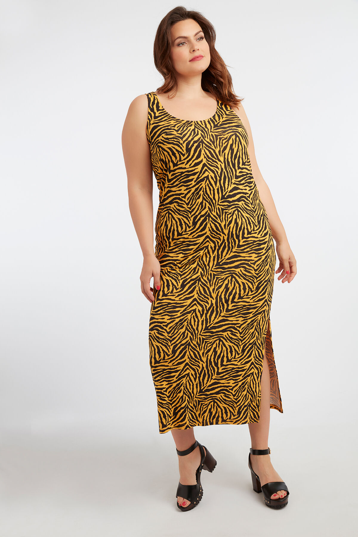 Vestido largo sin mangas image number 3