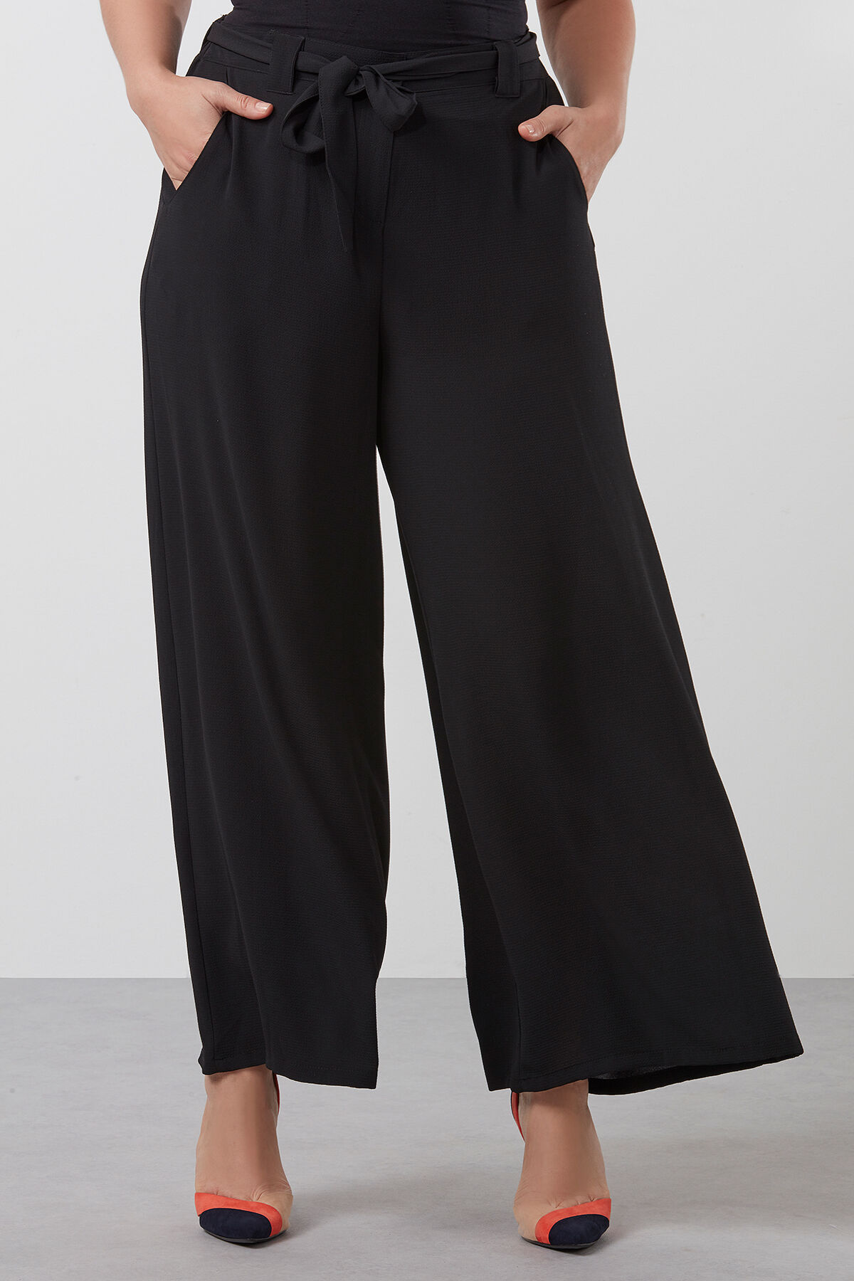 Pantalones de pernera ancha image number 0