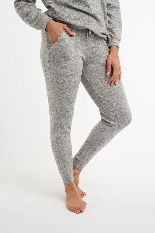 Pantalones cómodos image number 4