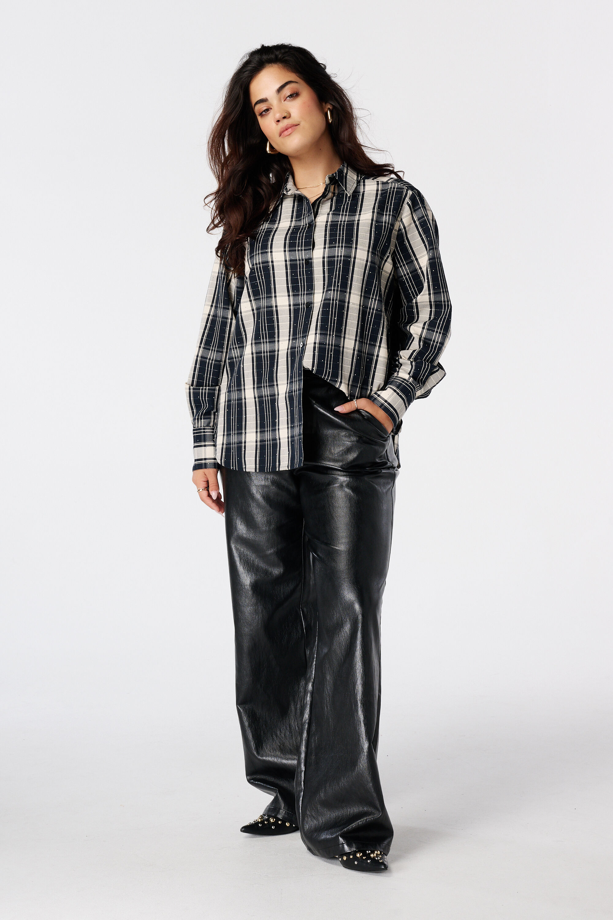 Blusa de cuadros con strass image number 5