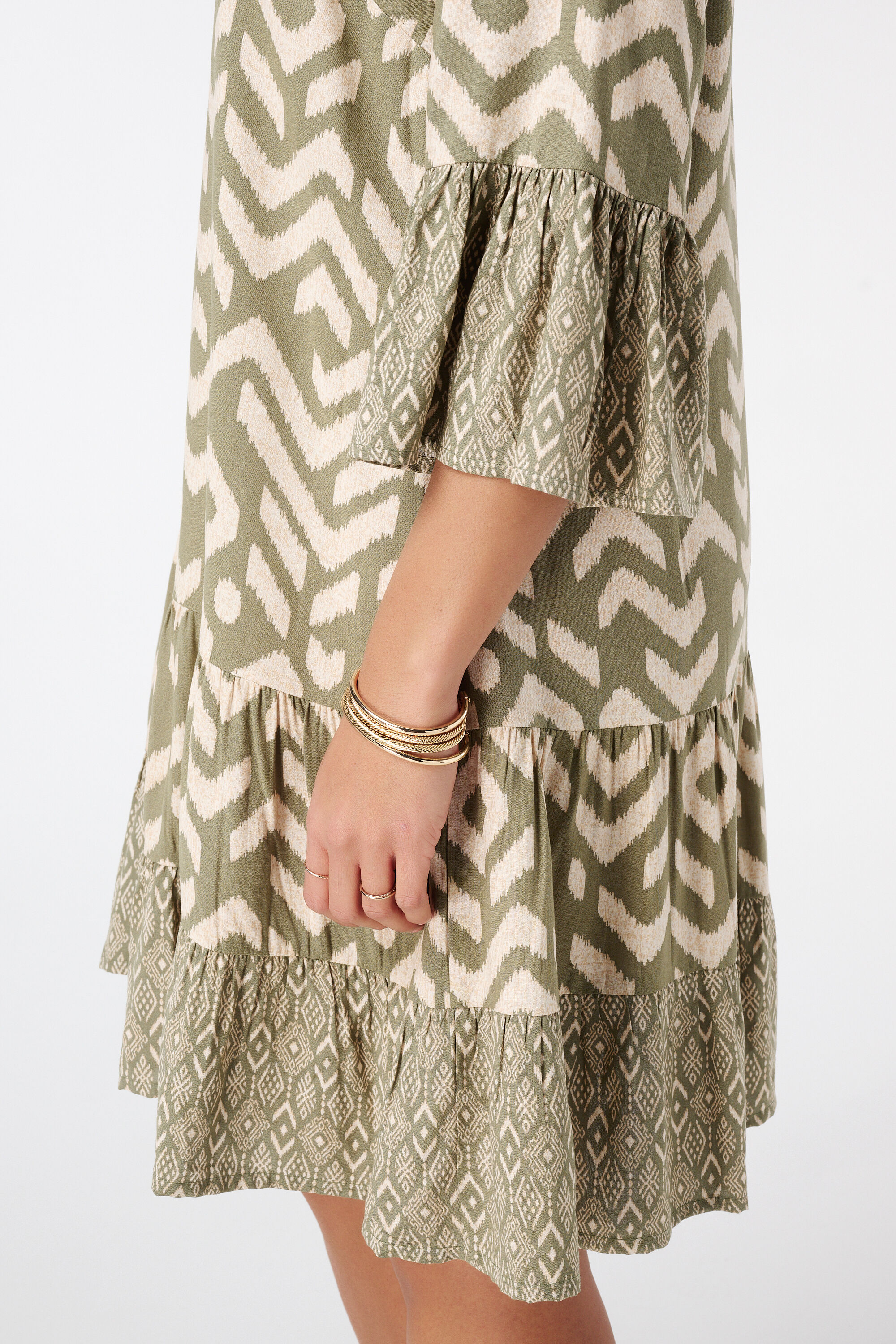 Vestido ligero con estampado image number 4