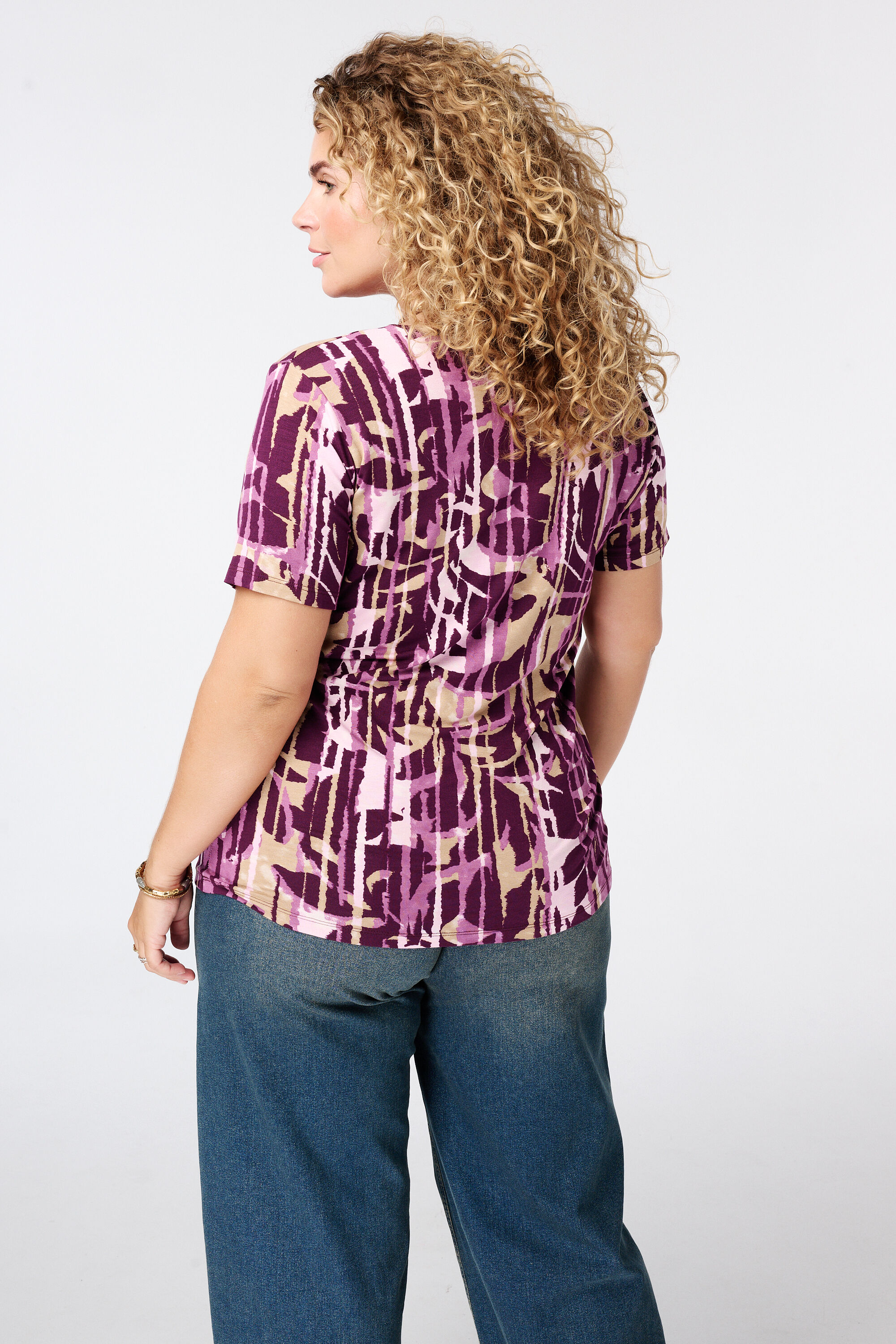 Camiseta con estampado image number 3