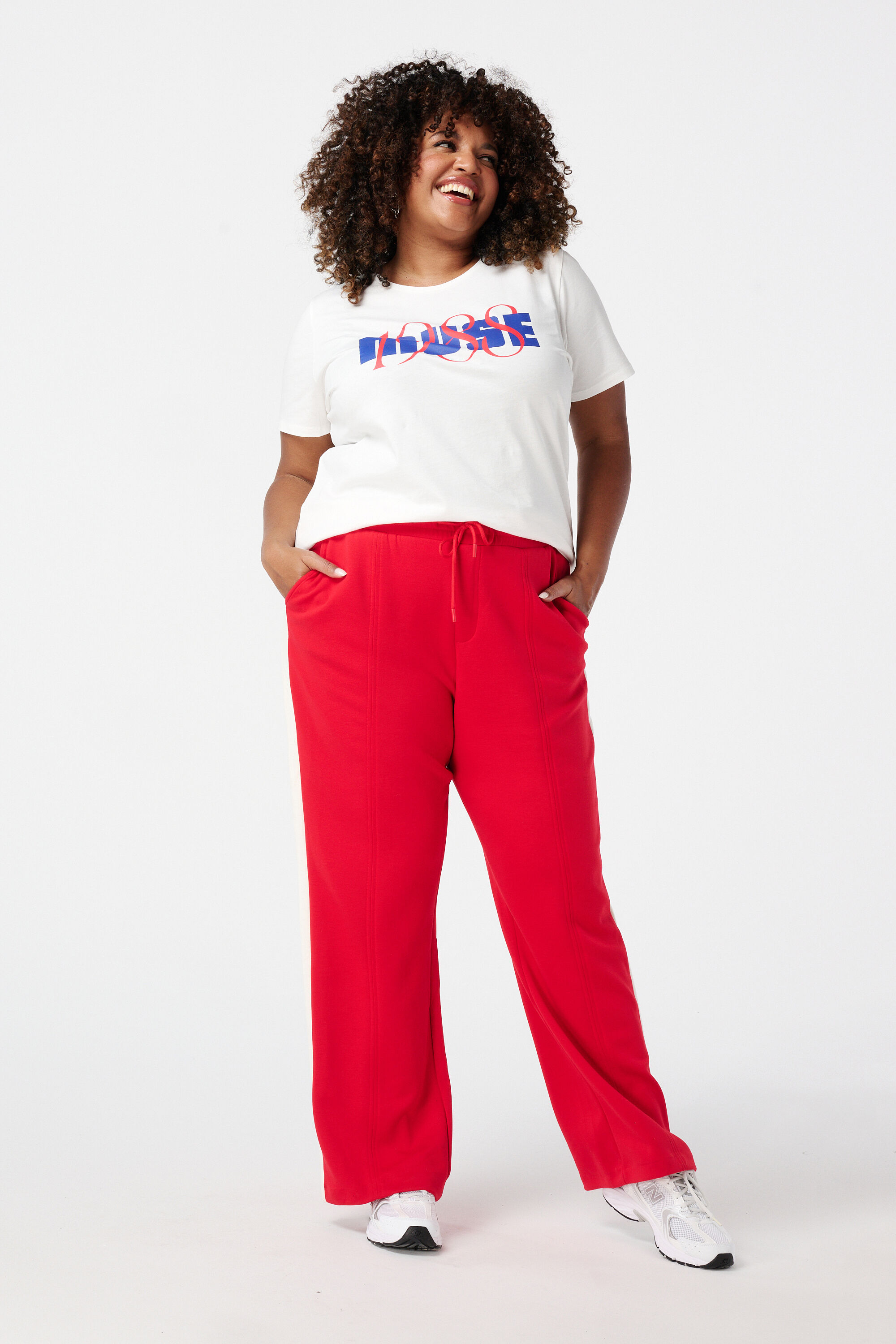 Camiseta con estampado ochentero  image number 5