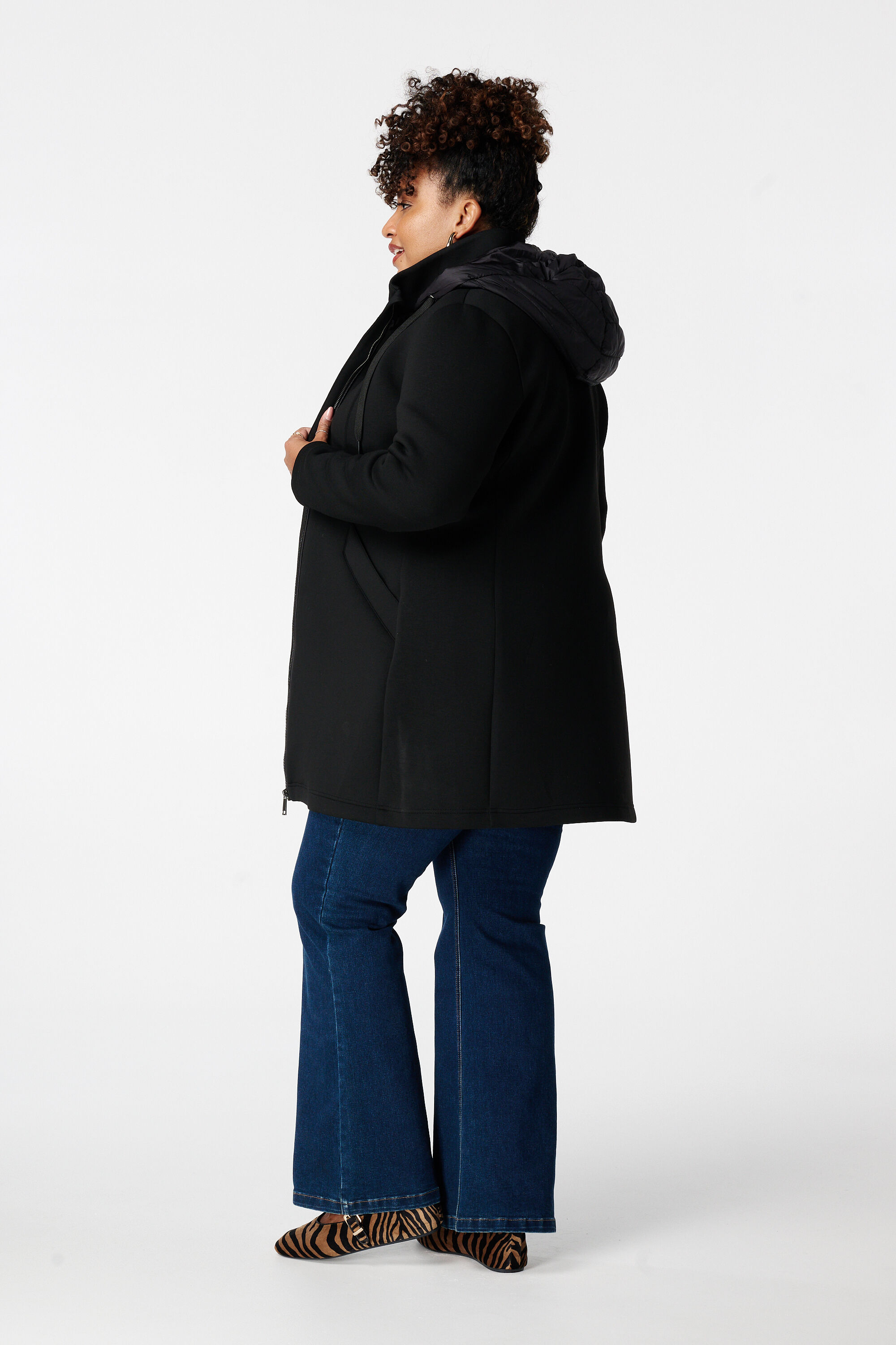 Abrigo con capucha image number 3