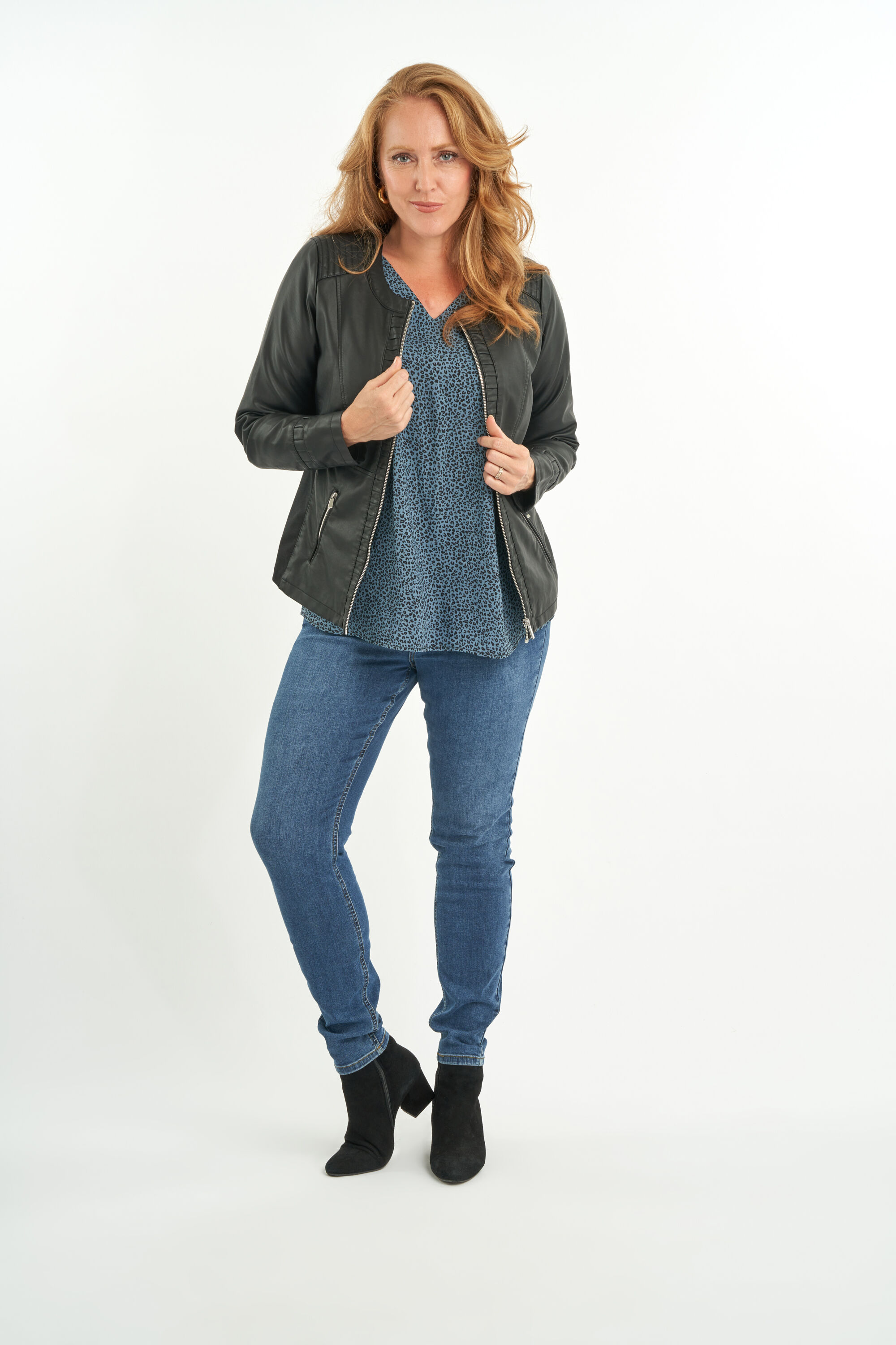 Cazadora de cuero sint&eacute;tico  image number 6