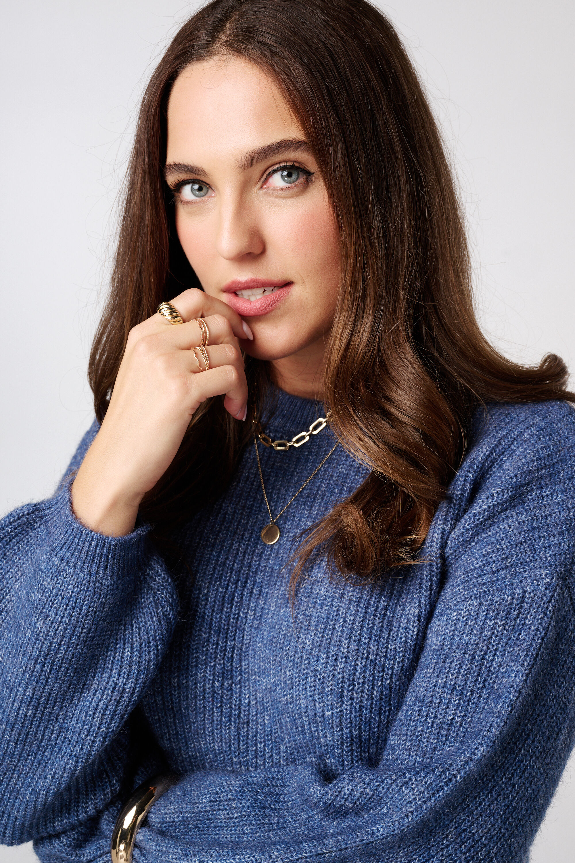 Jersey de punto fino con mangas abullonadas image number 4