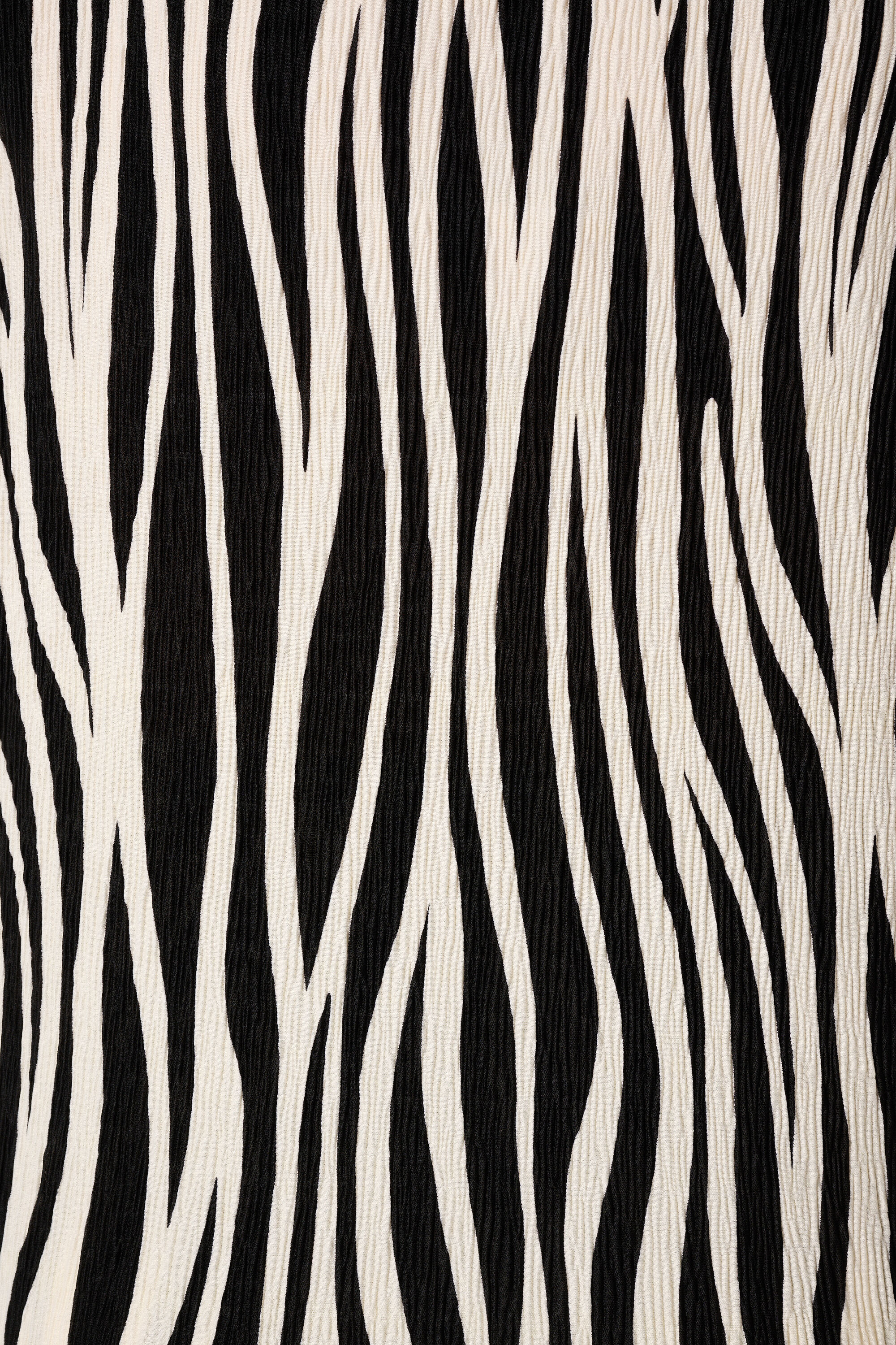 Top con textura y manga casquillo image number 6