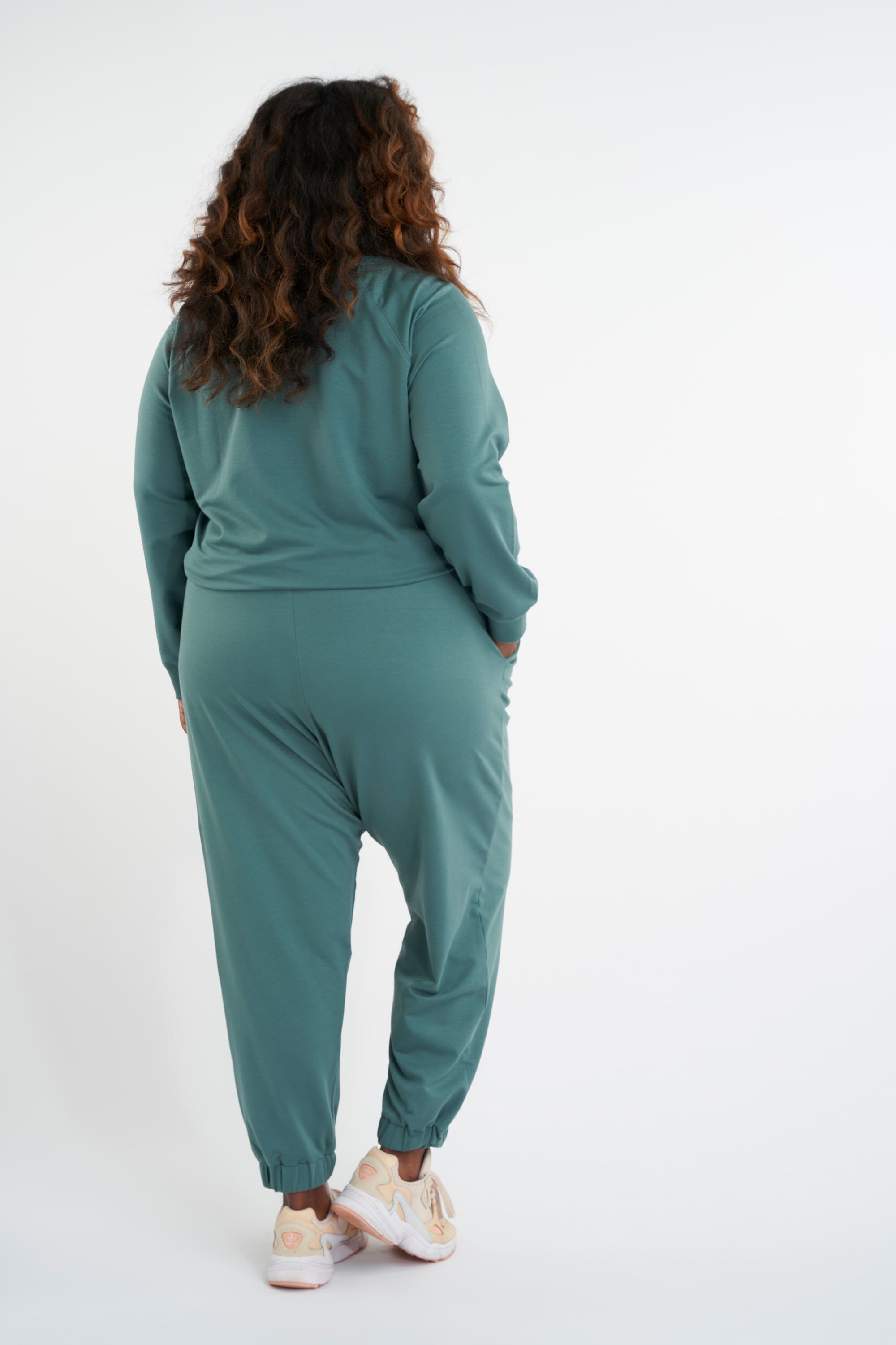 Pantalones c&oacute;modos image number 3