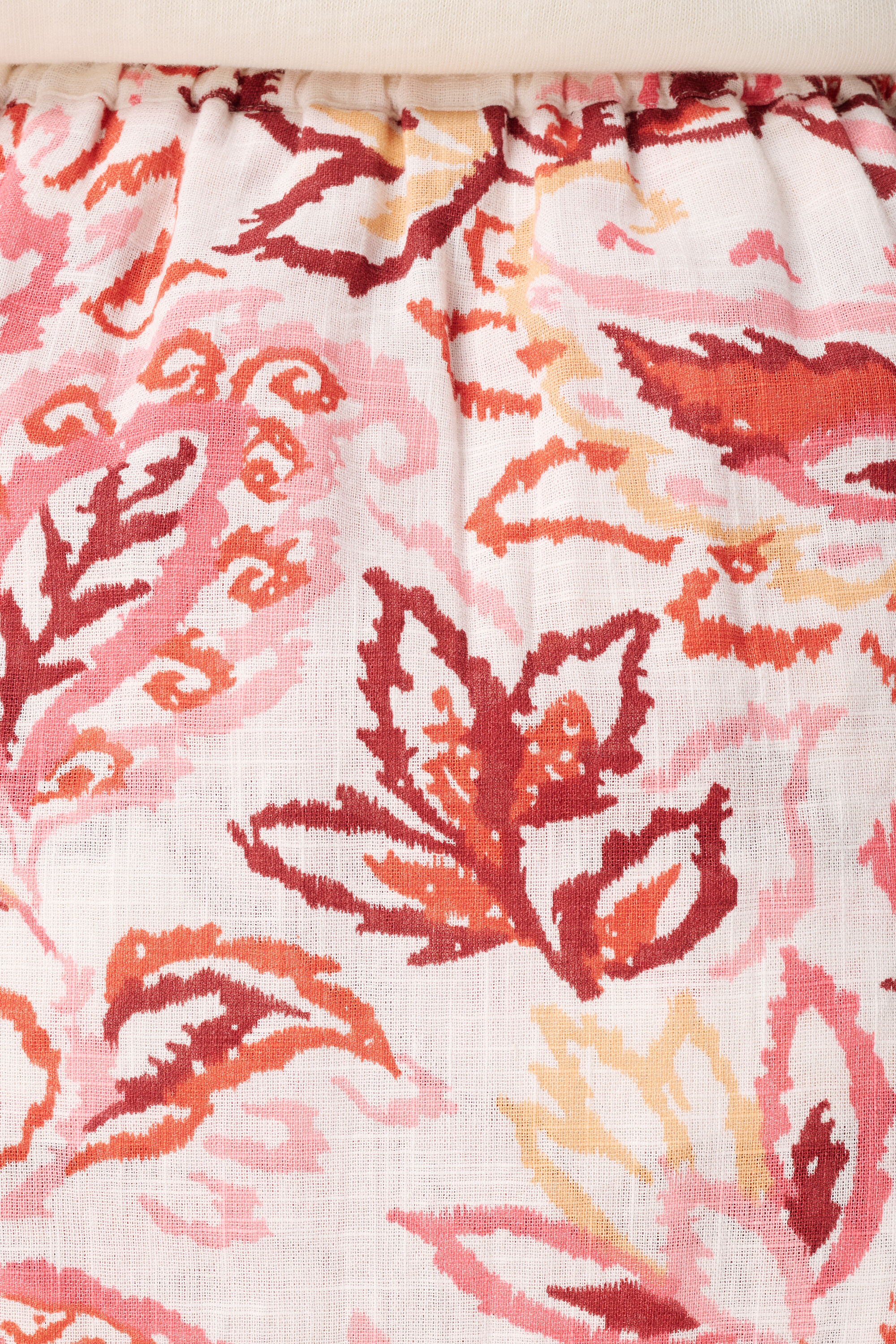 Skort con estampado y detalles image number 6