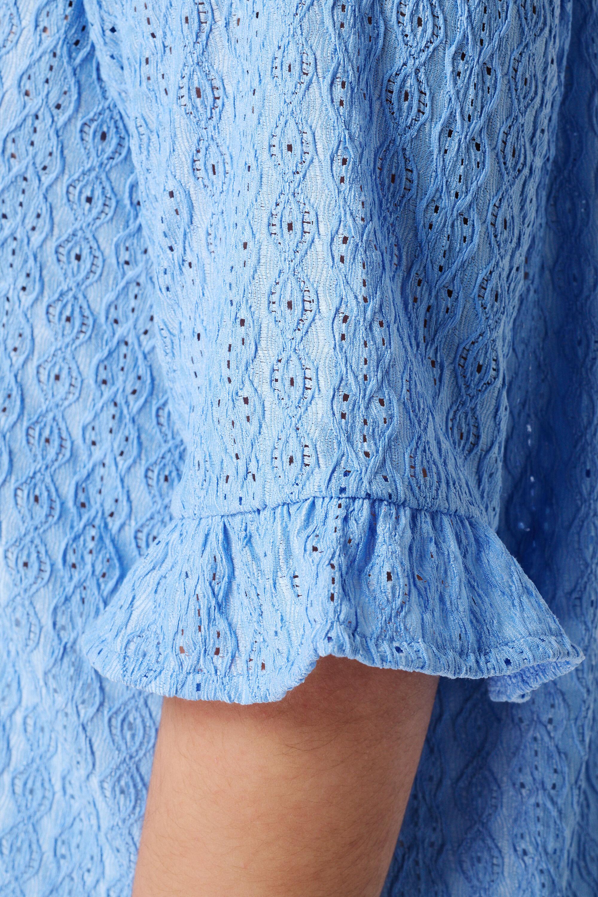 Top bordado con botones image number 4