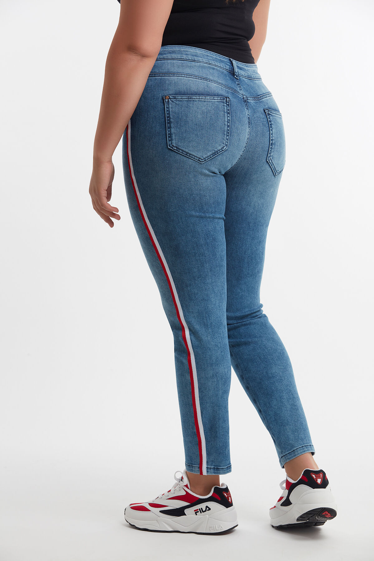 Vaqueros de pitillo IRIS image number 3