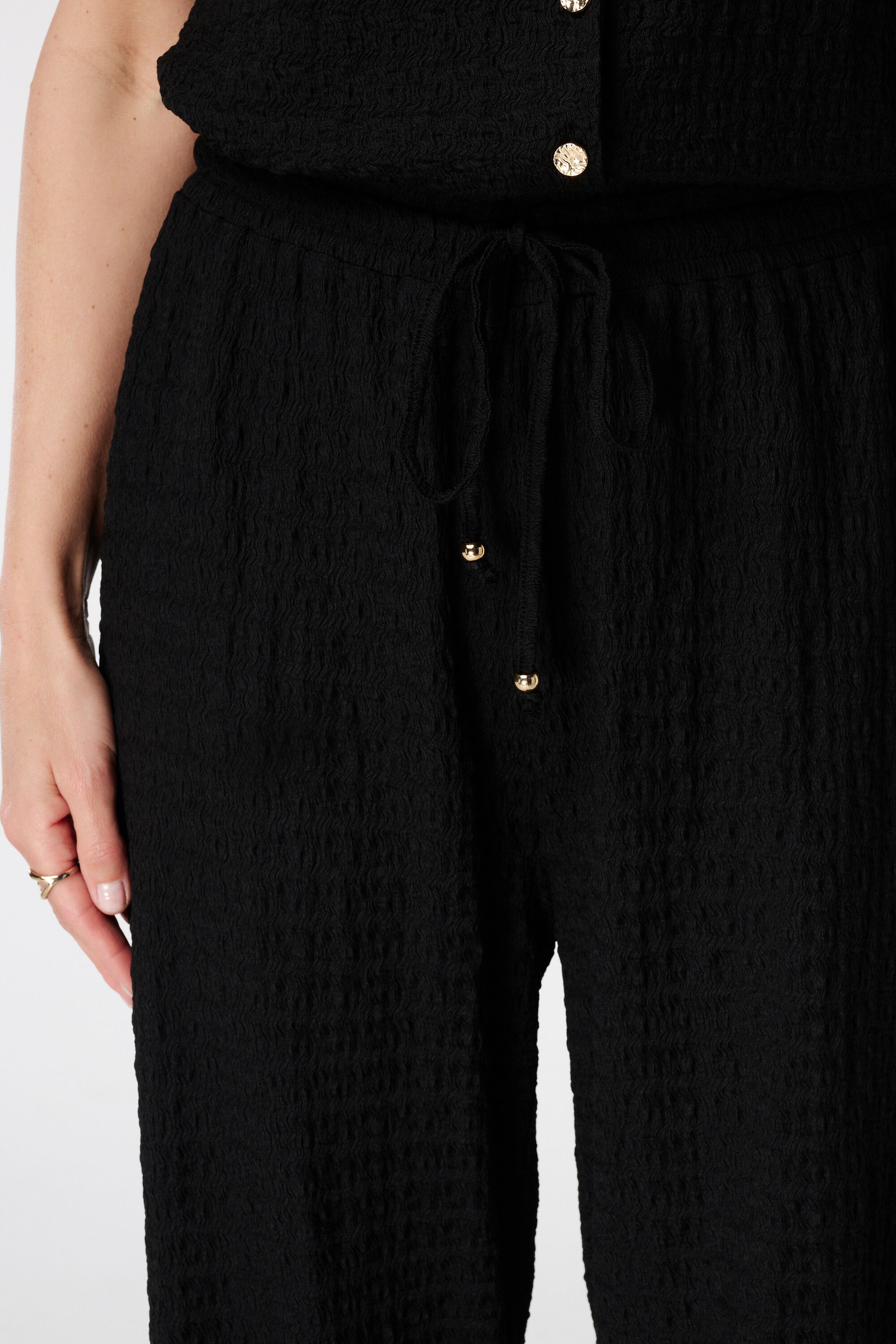 Pantal&oacute;n con cintura el&aacute;stica image number 4