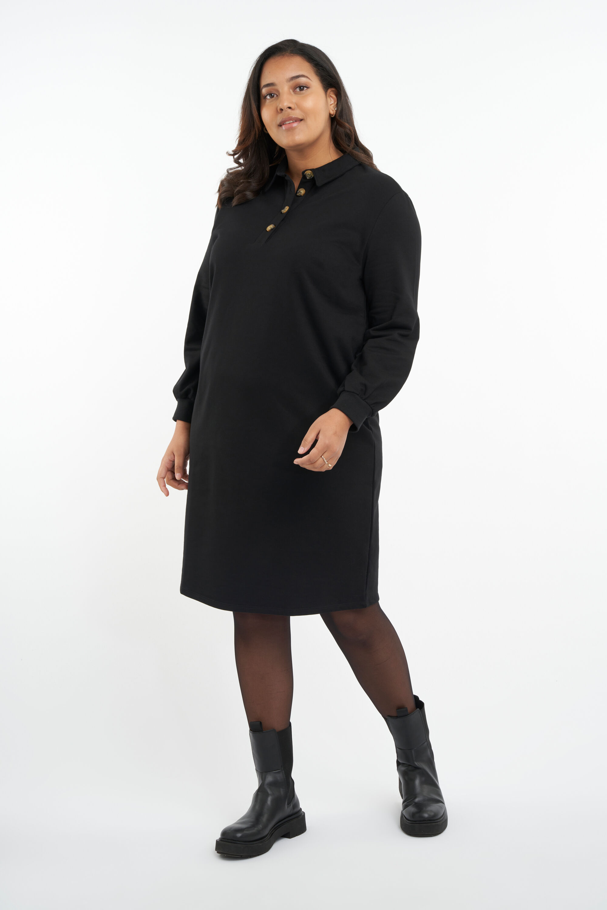 Vestido con cuello polo image number 5