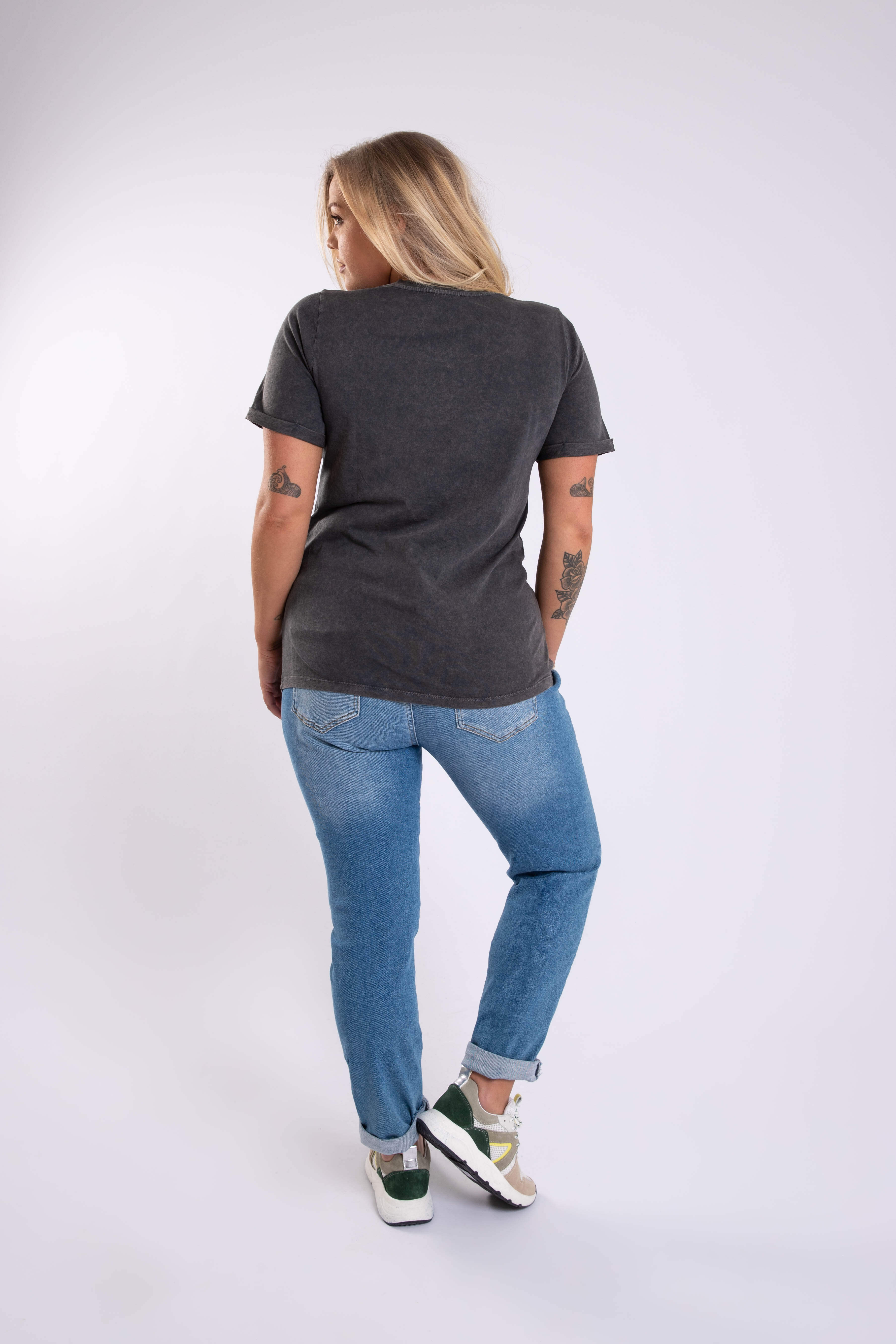 Camiseta con estampado  image number 3