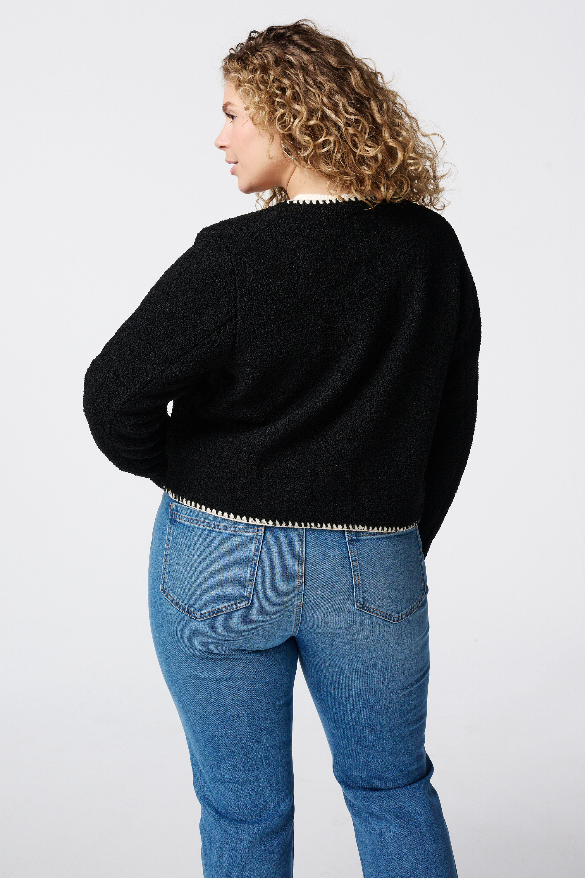 Chaqueta de peluche con detalles en contraste image number 3