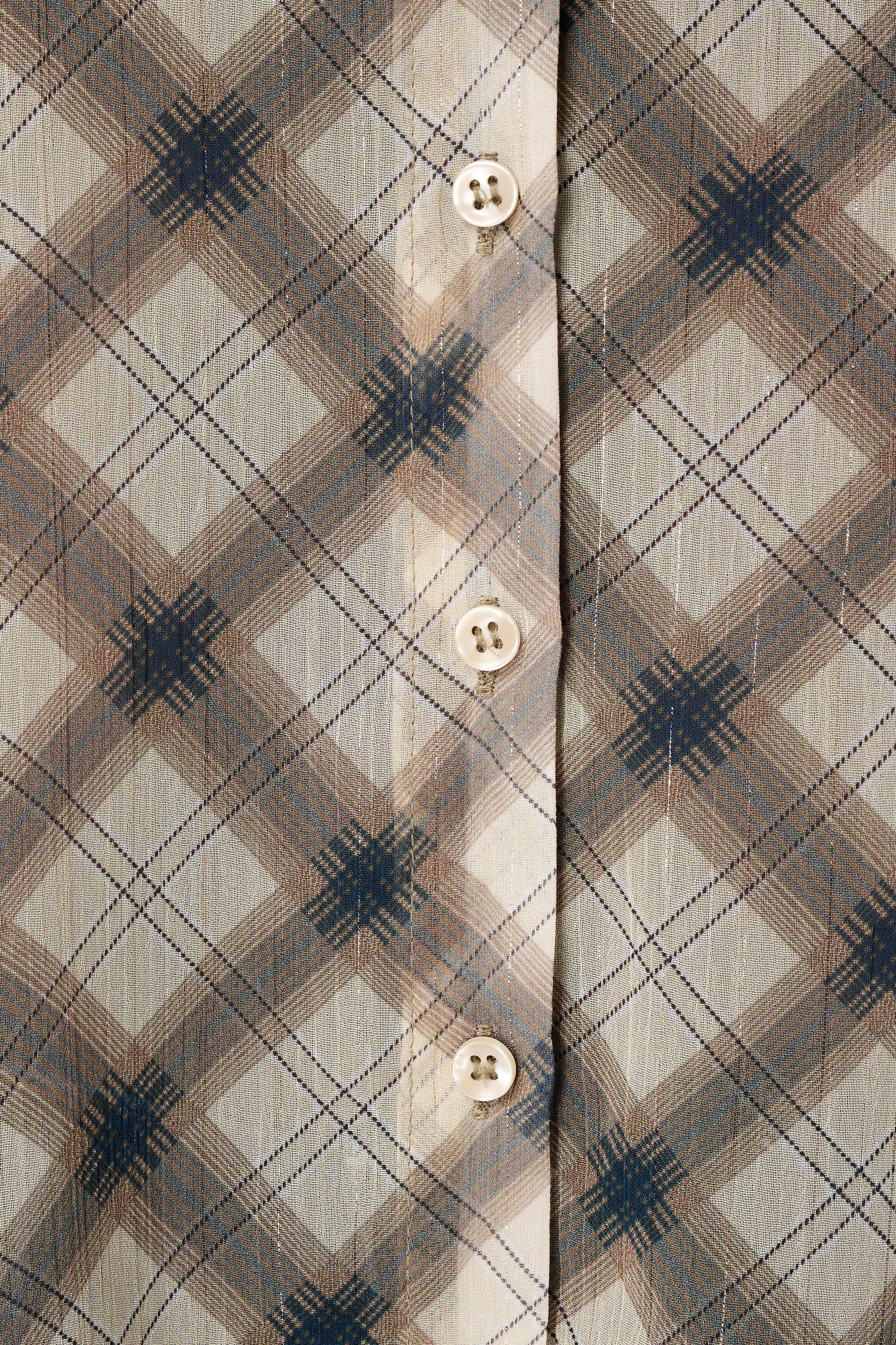 Blusa de cuadros con estilo image number 6