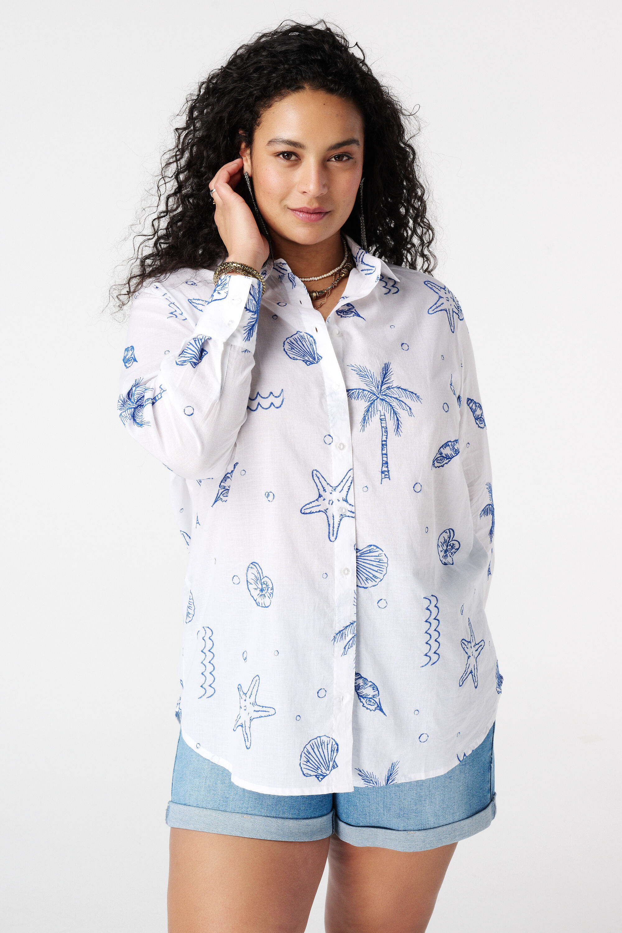 Blusa con estampado tropical