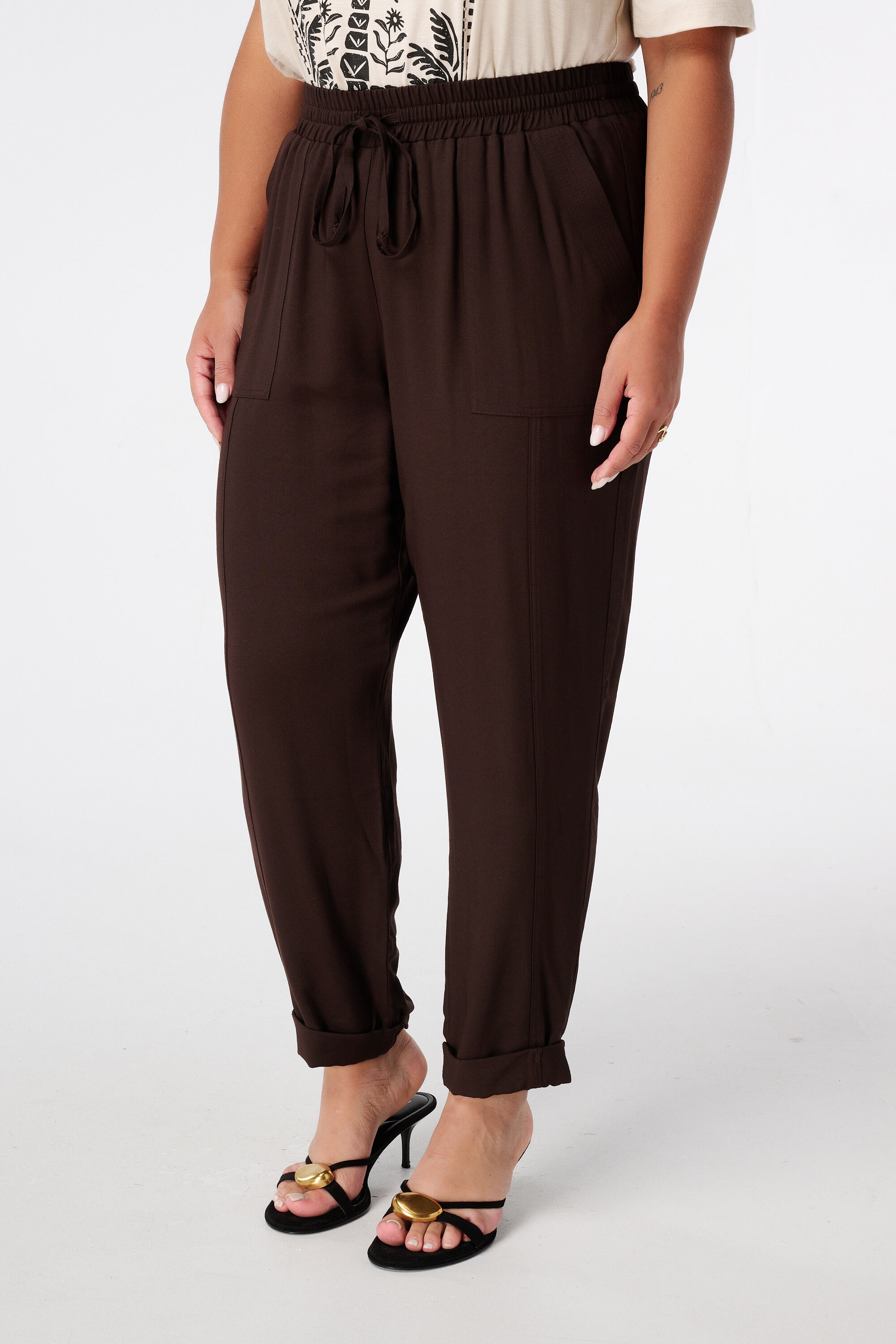 Pantal&oacute;n con cintura el&aacute;stica image number 5