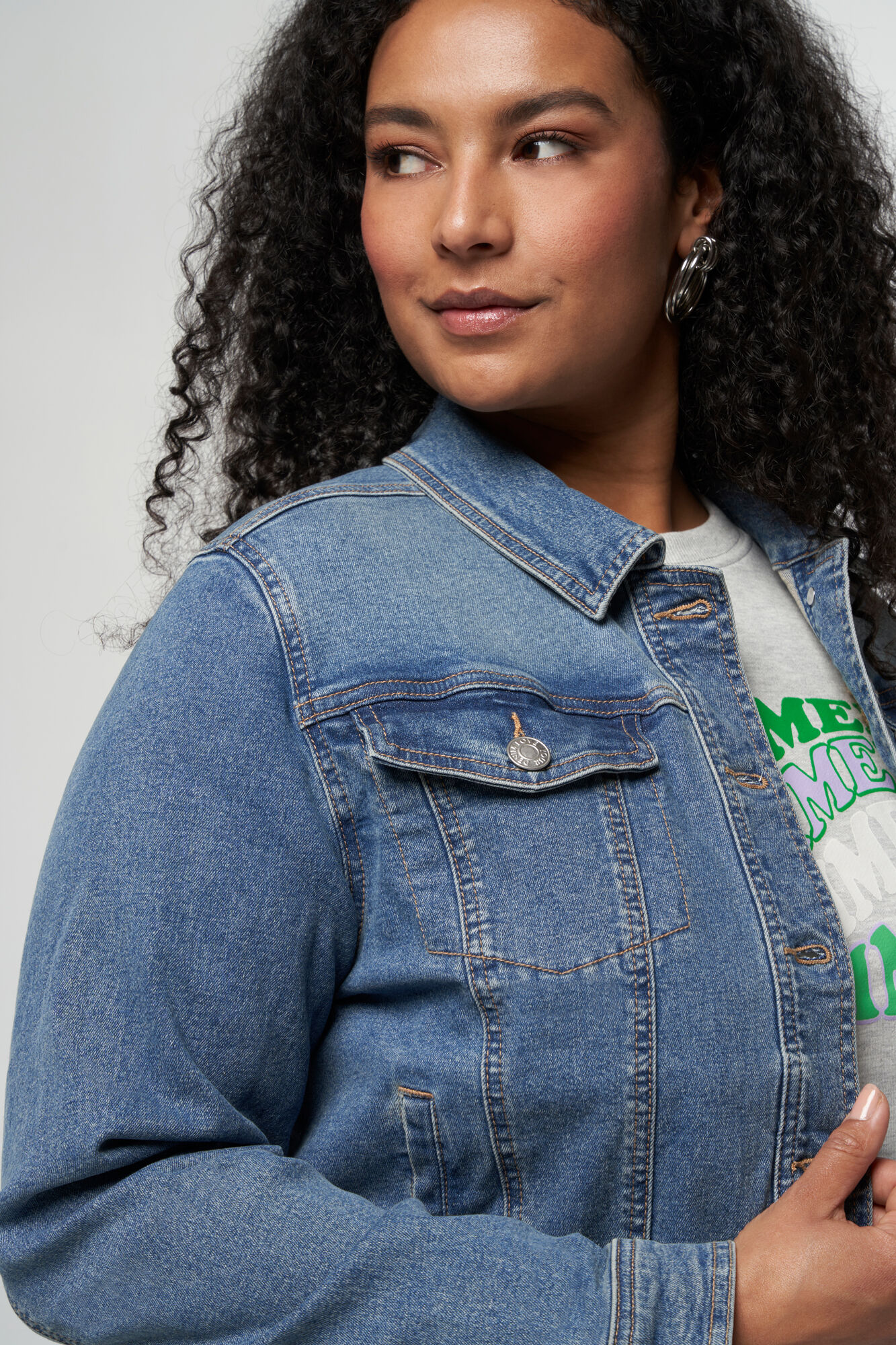 Cazadora vaquera el&aacute;stica image number 4
