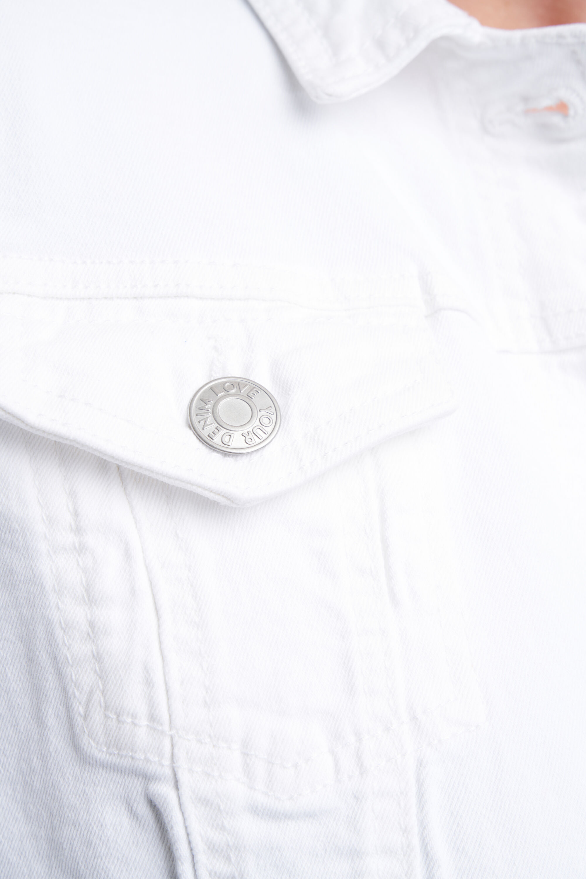 Chaqueta vaquera image number 4