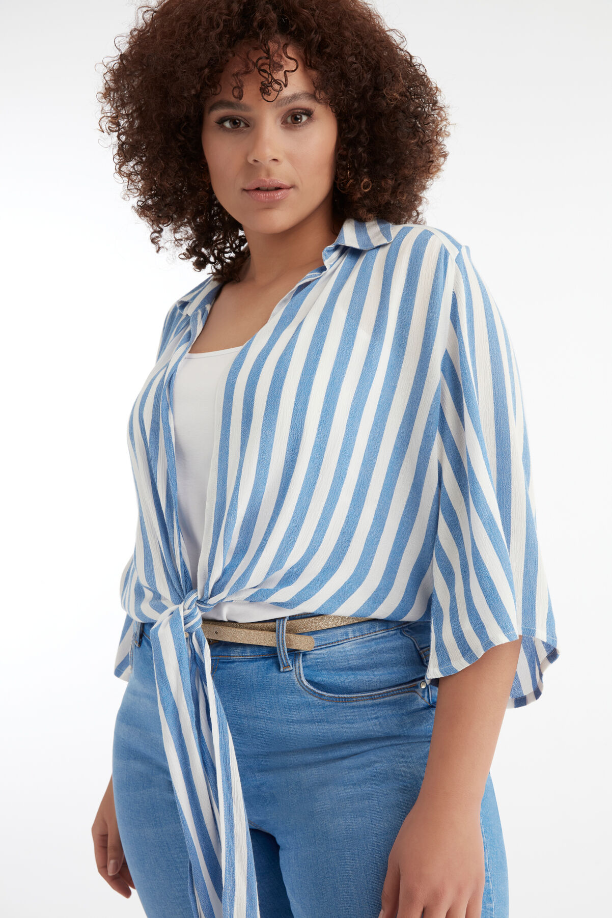 Blusa con nudo image number 7