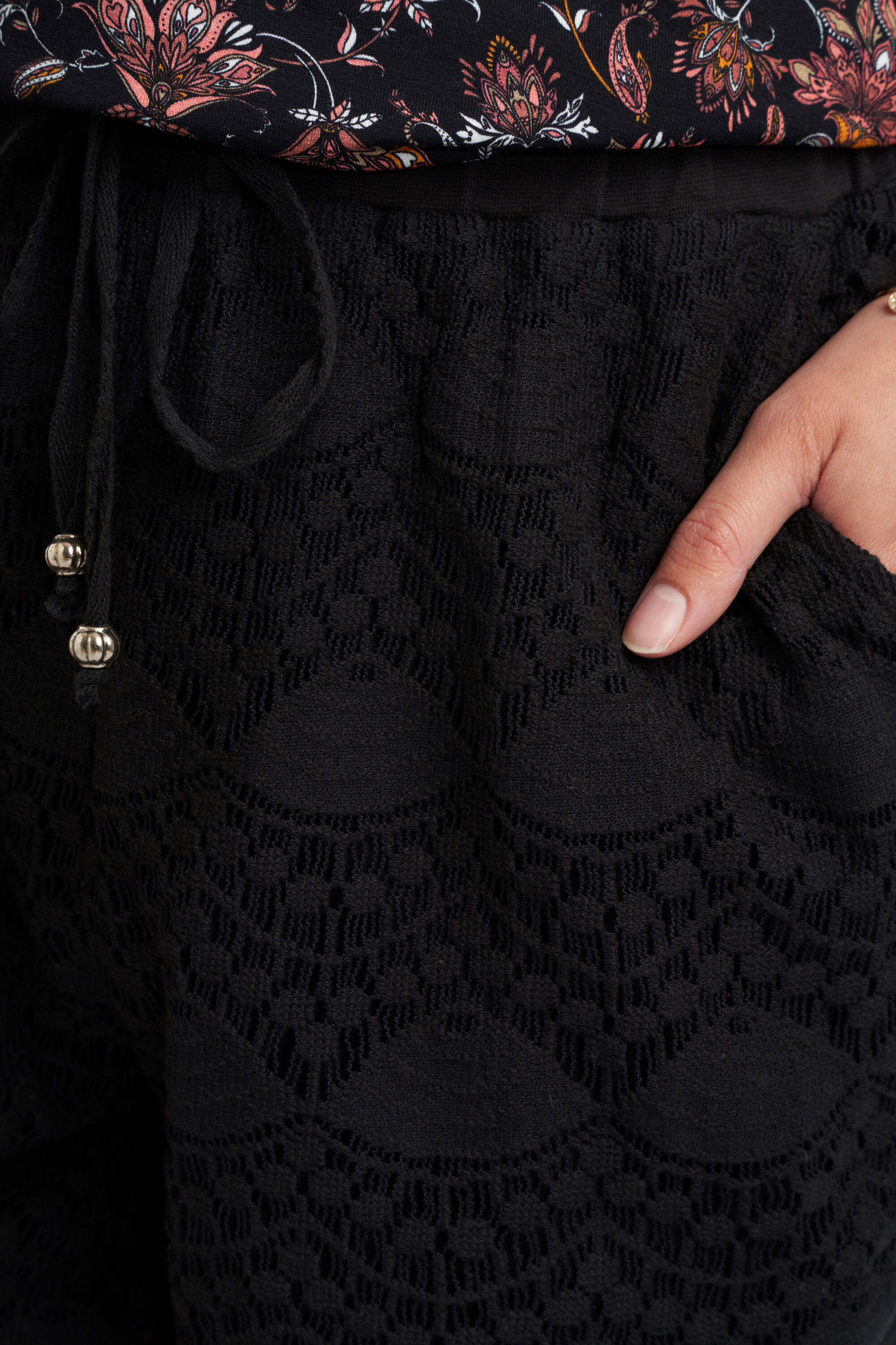 Shorts hechos de encaje. image number 6