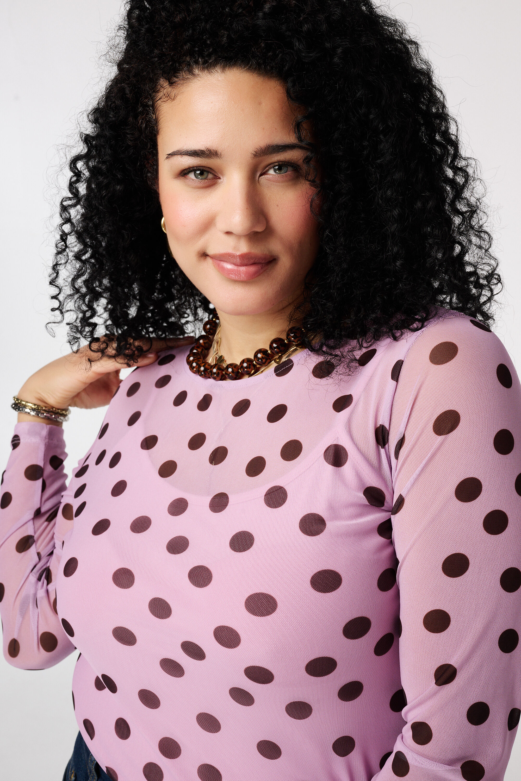 Top de mesh con estampado image number 4