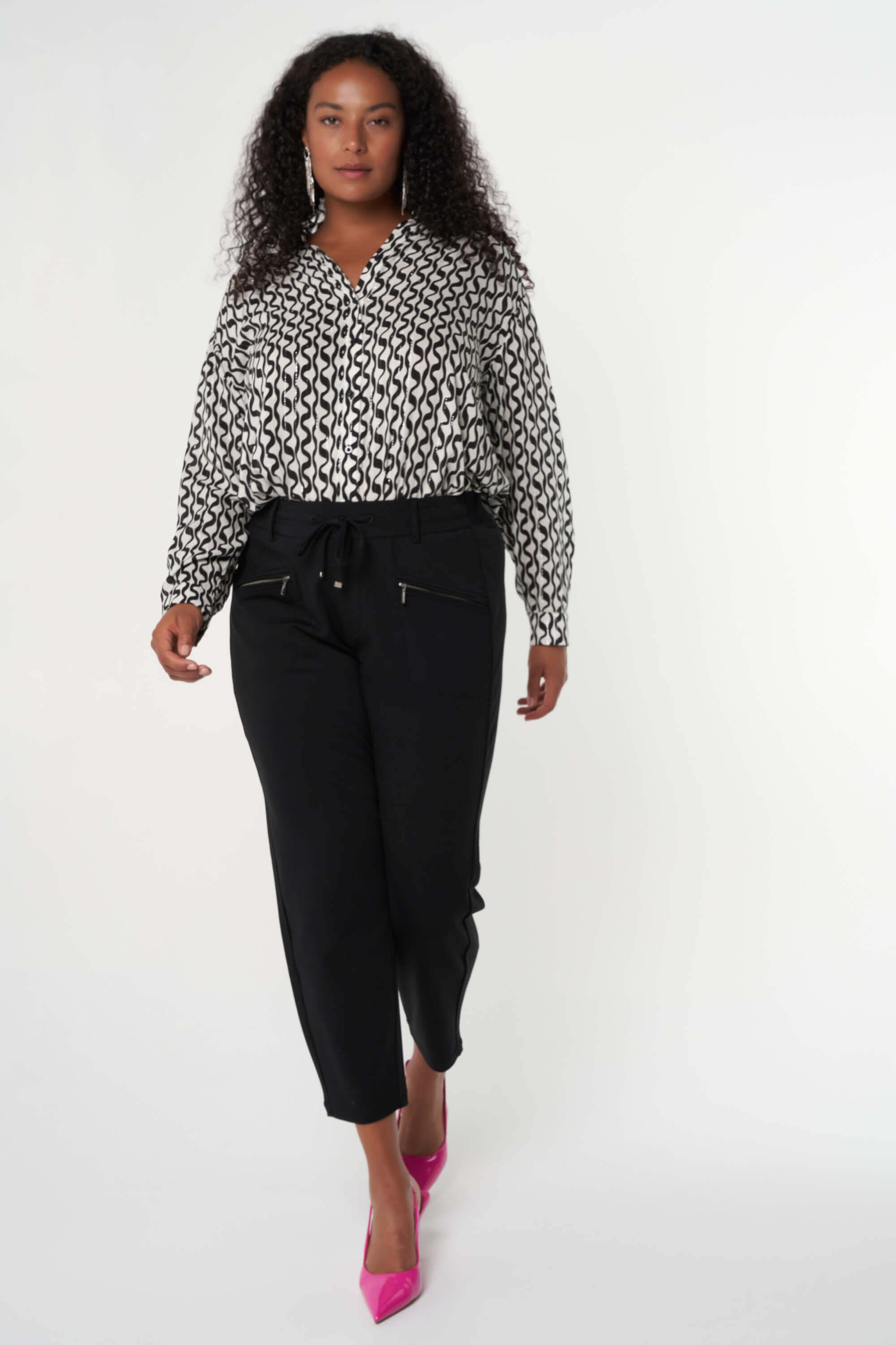 Pantalones con detalle de cremallera image number 0