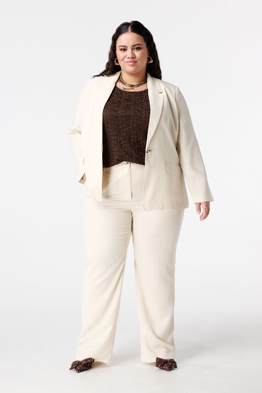 Top de encaje con pedrer&iacute;a image number 5