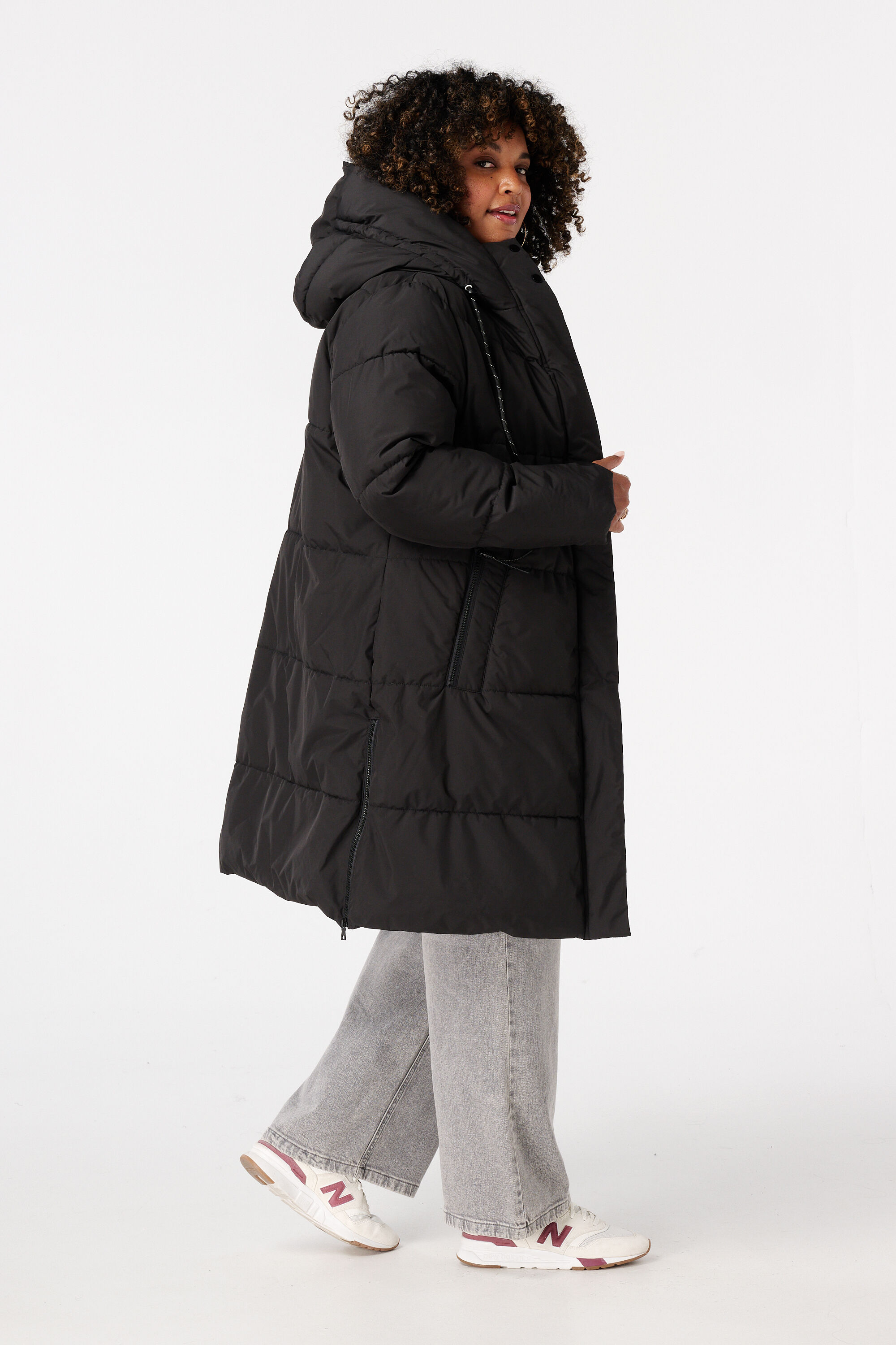 Chaqueta con capucha image number 3