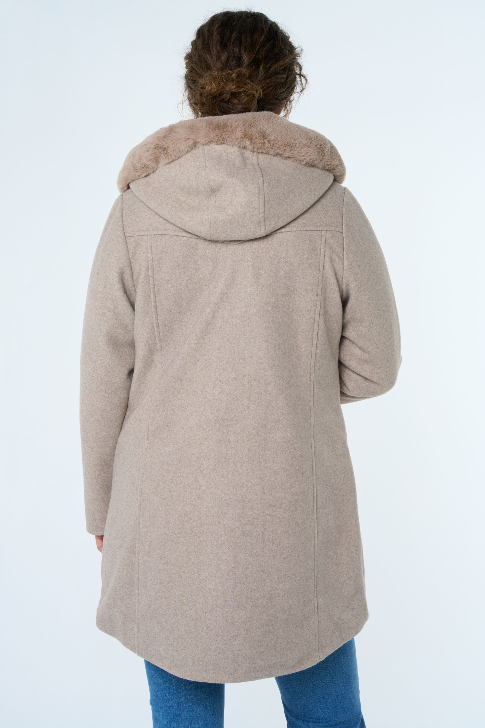 Chaqueta imitaci&oacute;n a lana image number 4