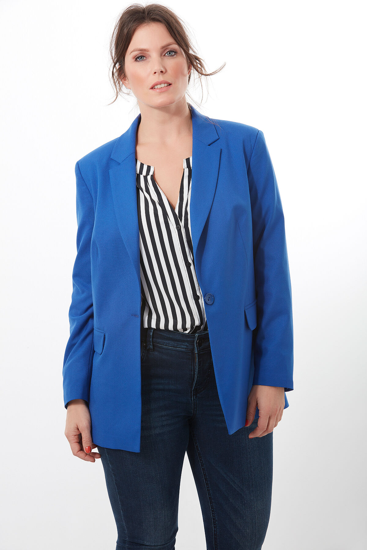 Blazer image number 0