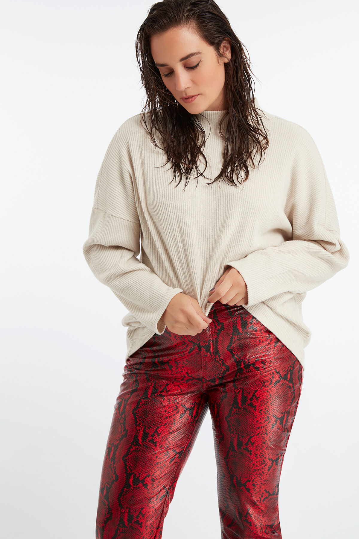 Jersey de cuello de cisne image number 3