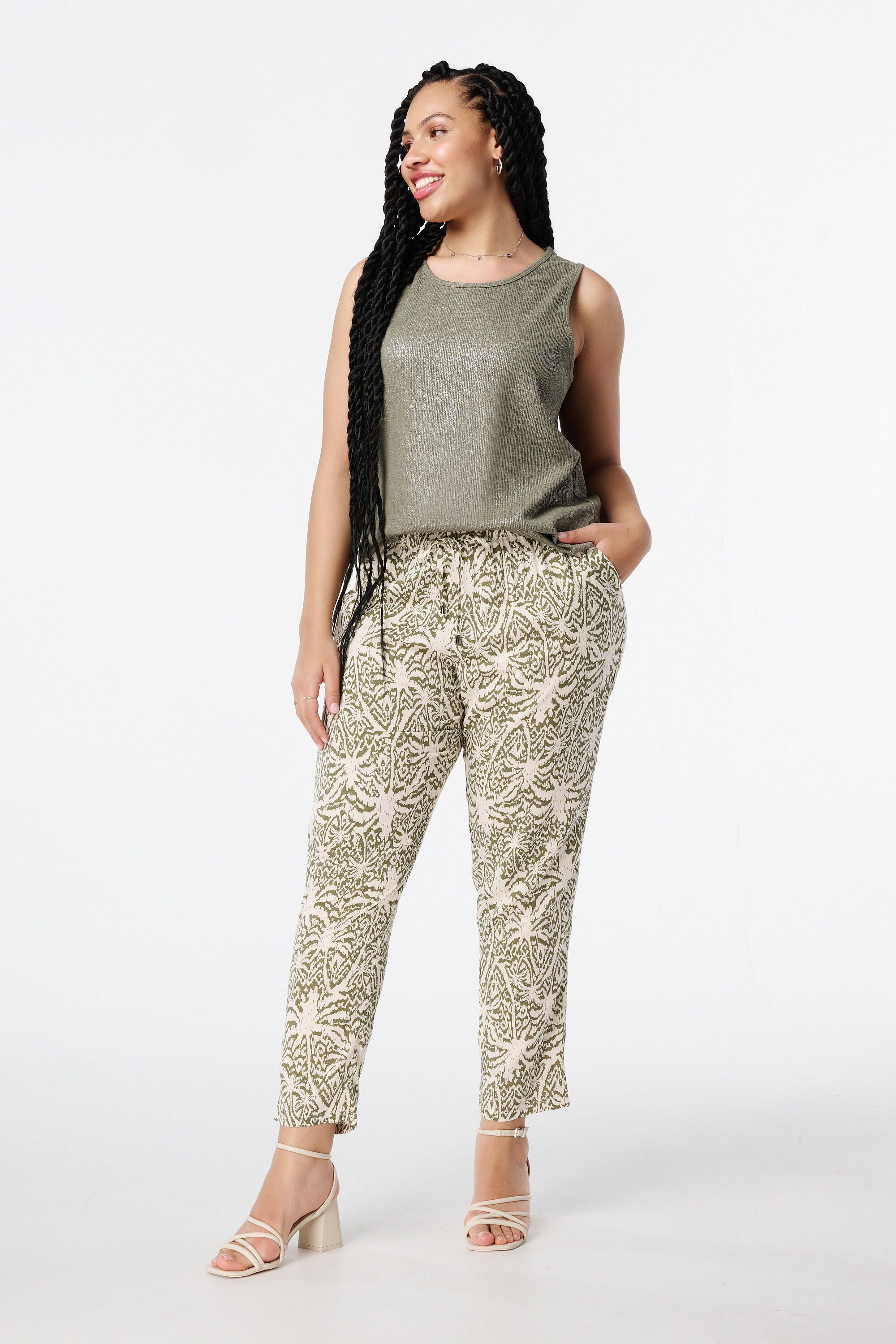 Top con brillo met&aacute;lico image number 5