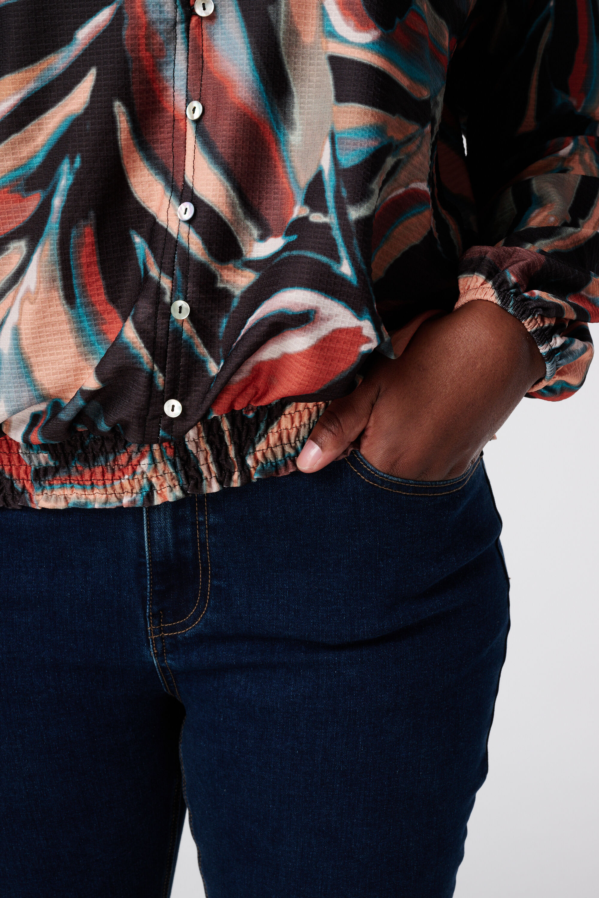 Top con estampado image number 4