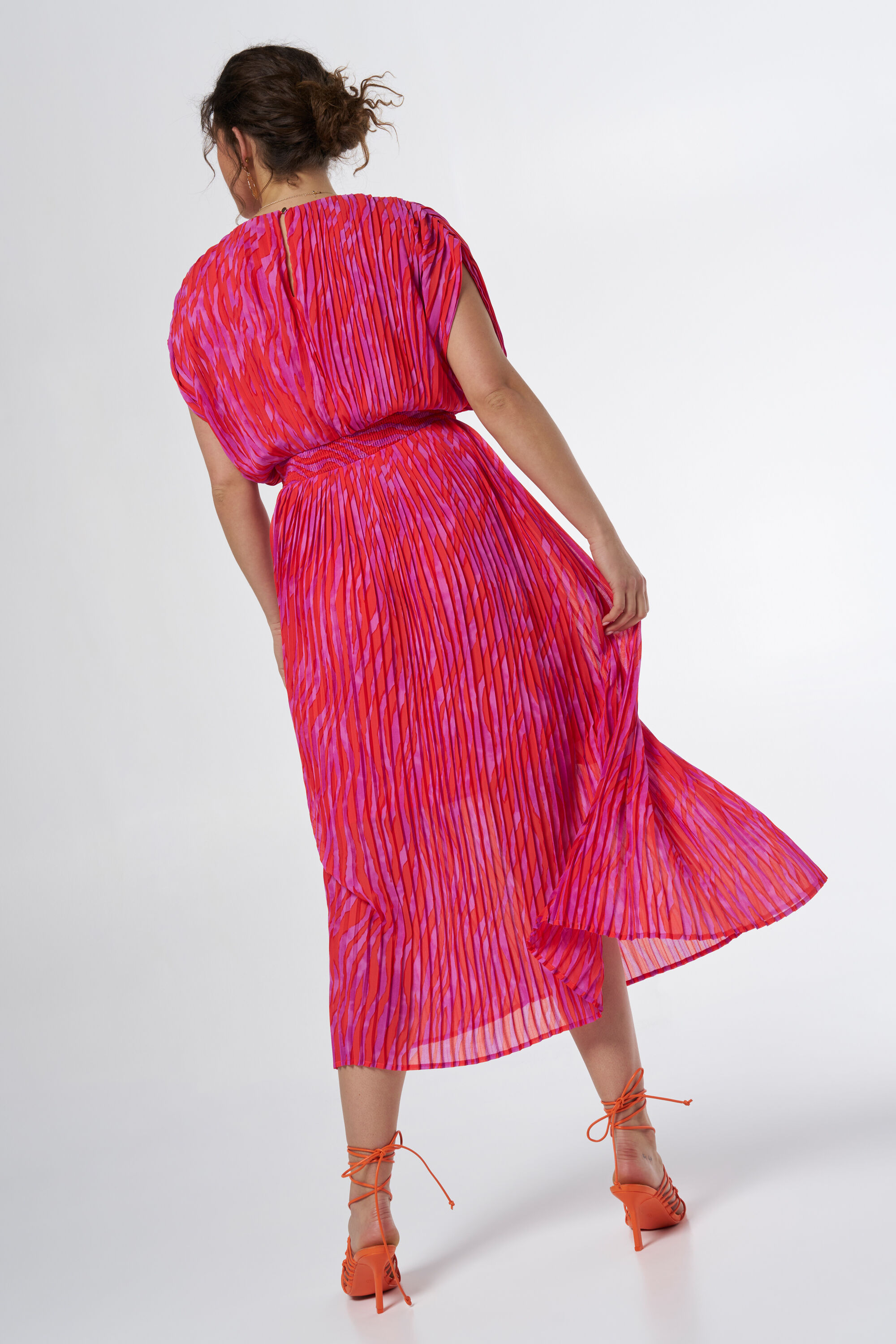 Vestido con estampado image number 3