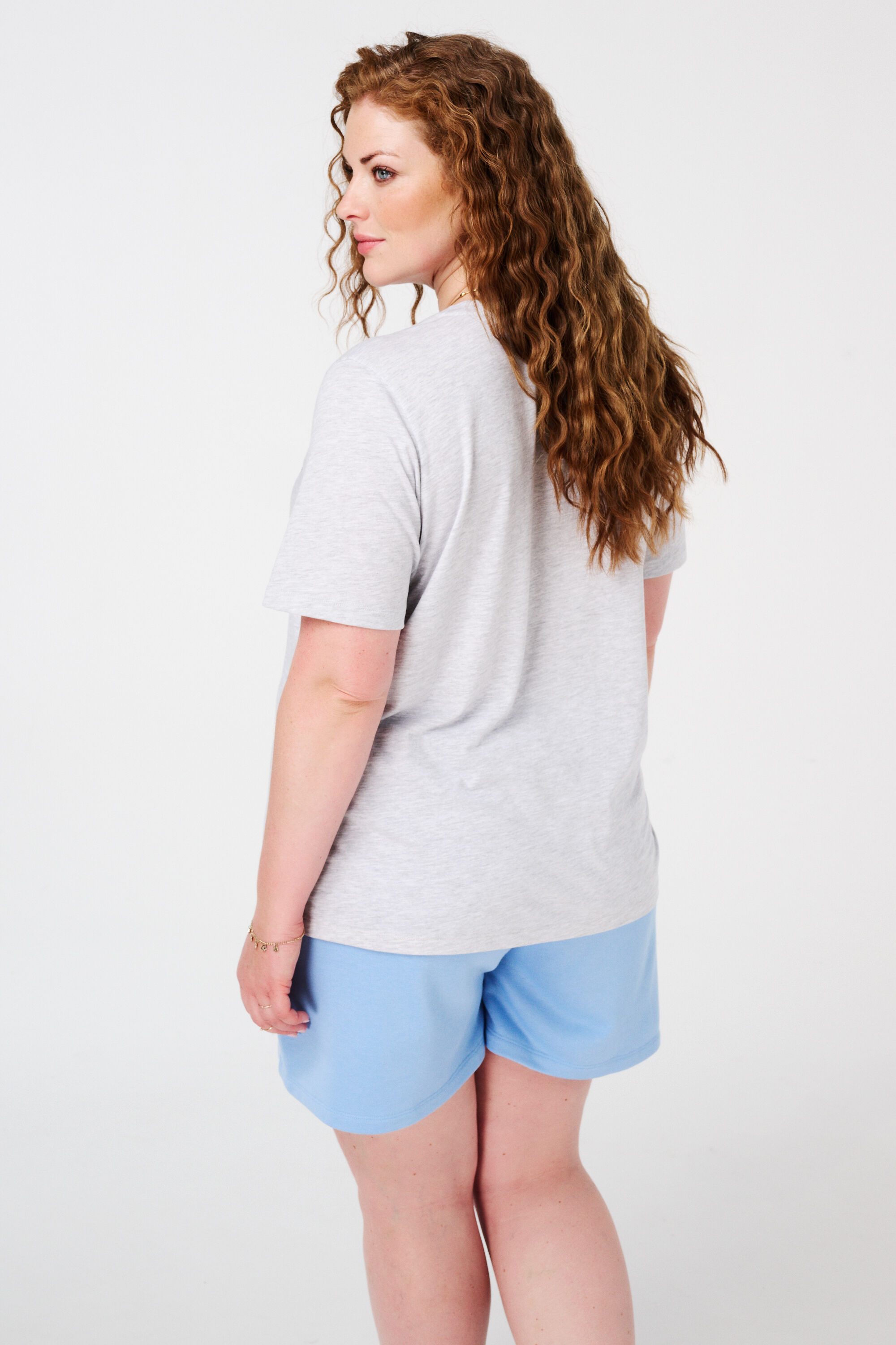 Camiseta con texto  image number 3