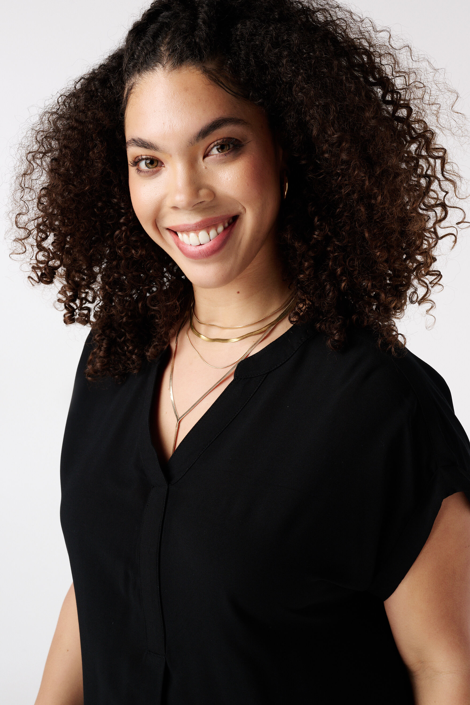 Vestido con escote en V image number 4