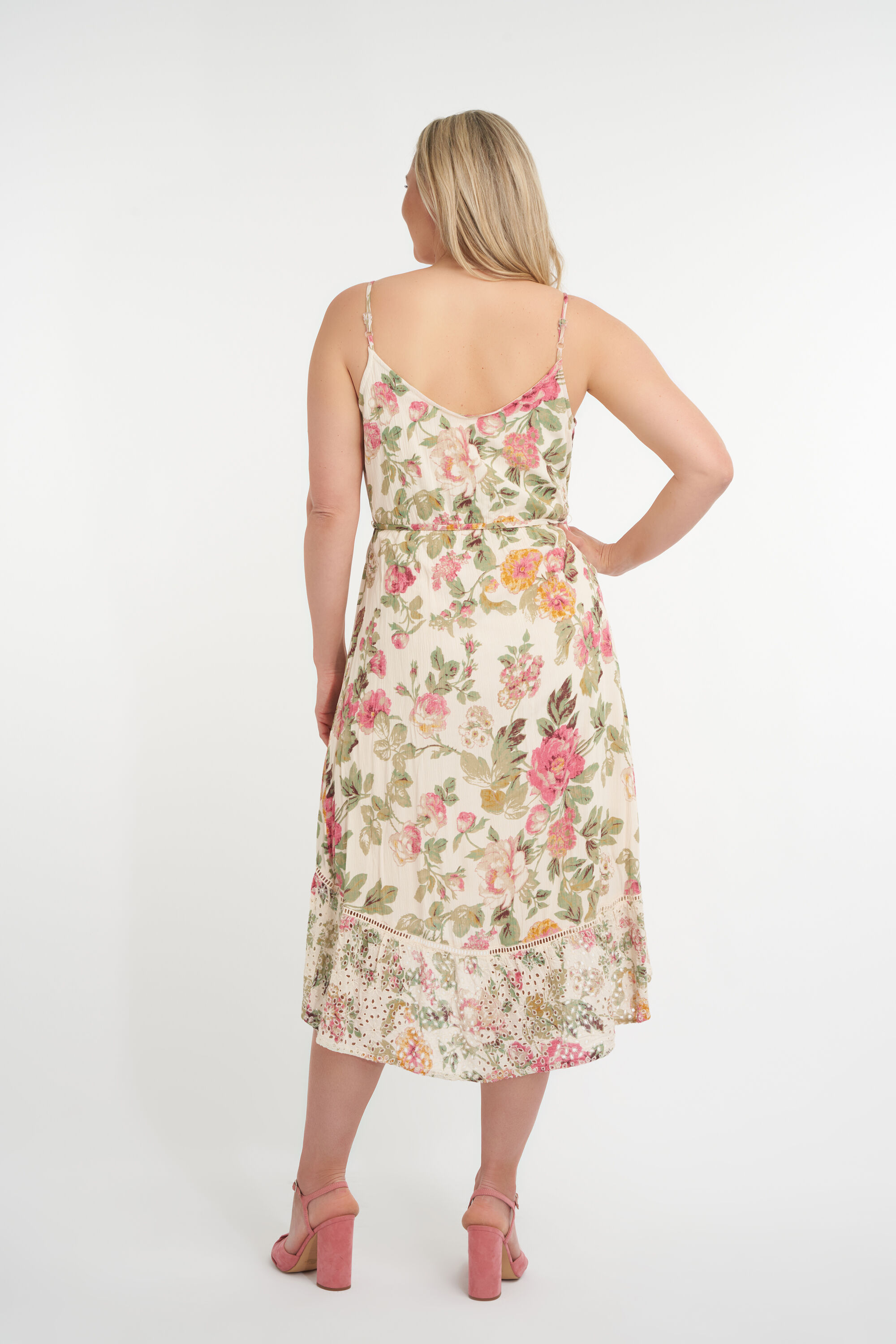 Vestido con estampado floral image number 3
