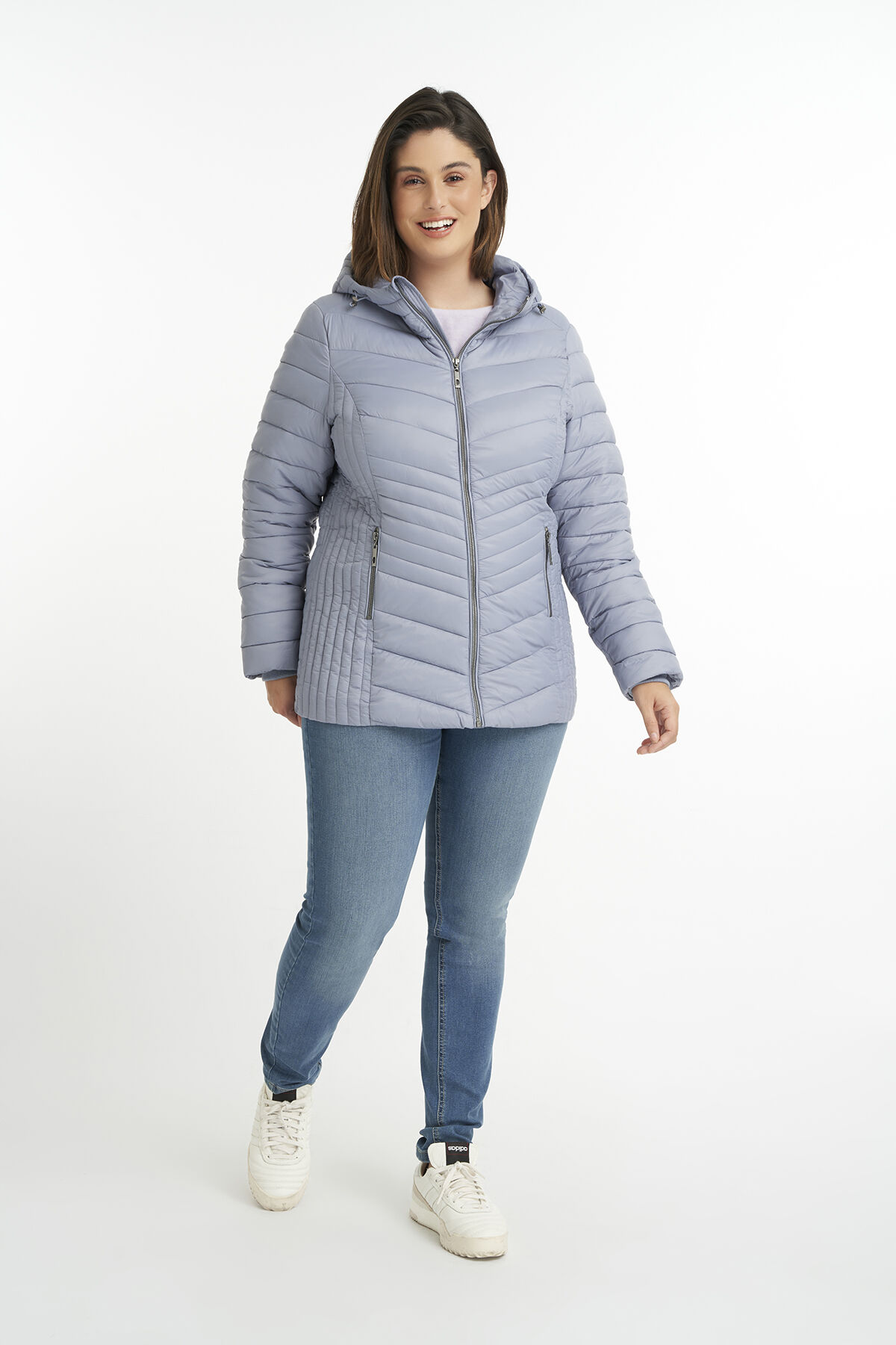 Chaqueta acolchada con capucha  image number 5