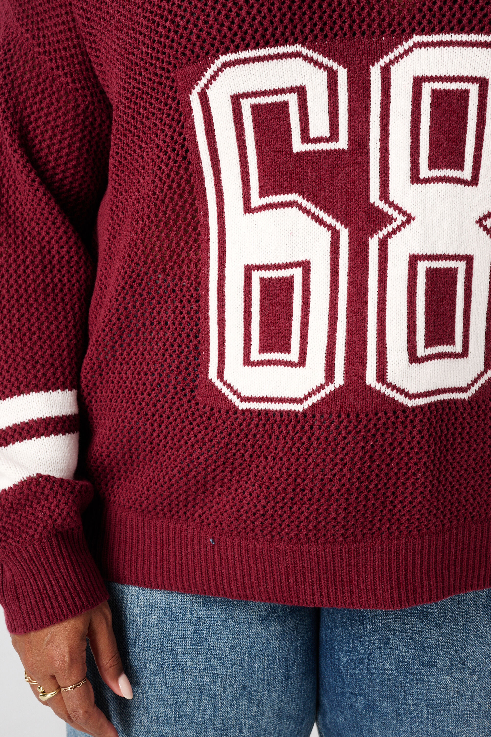 Jersey universitario de punto fino image number 6