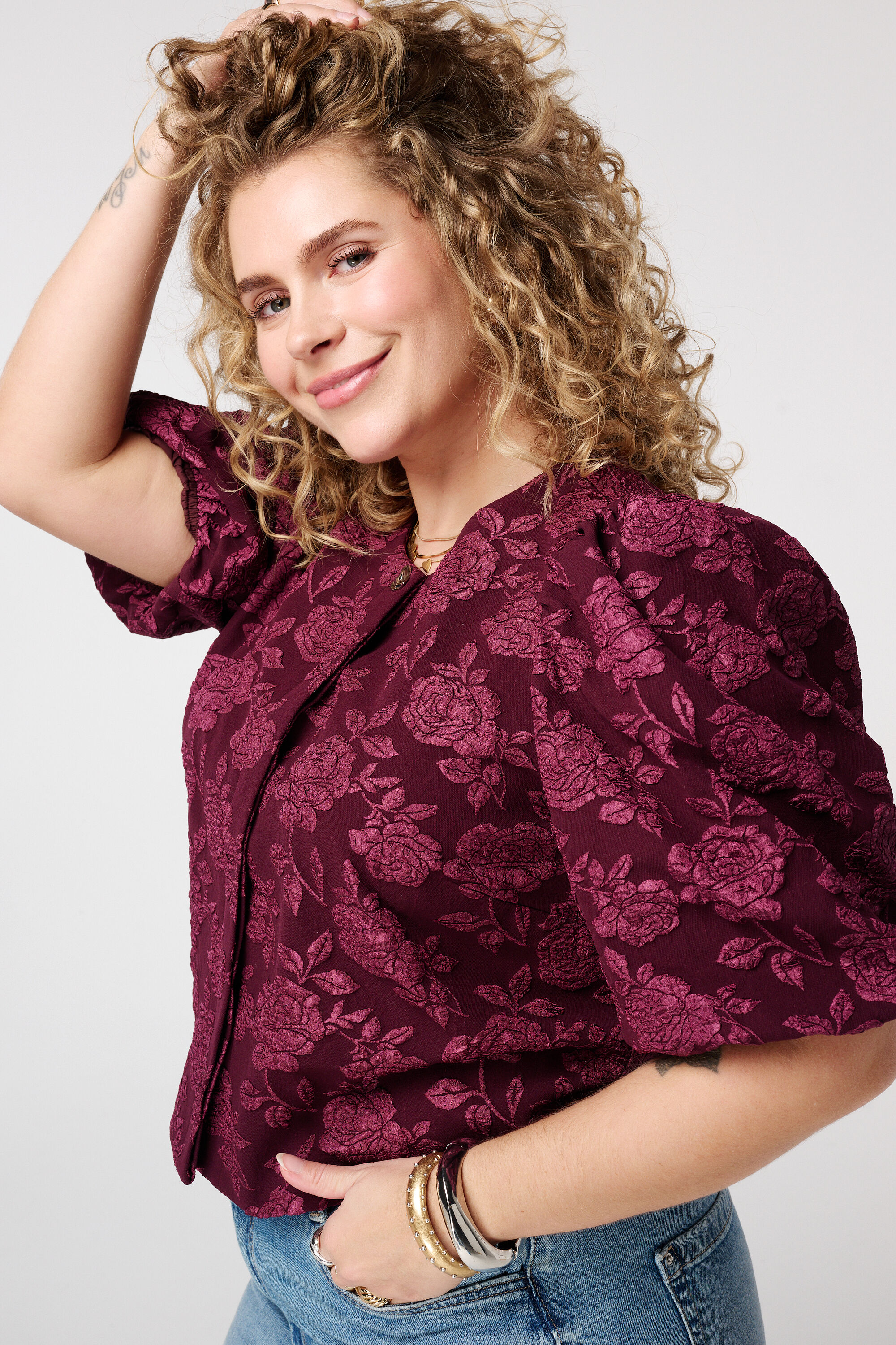 Top jacquard con mangas abullonadas image number 4