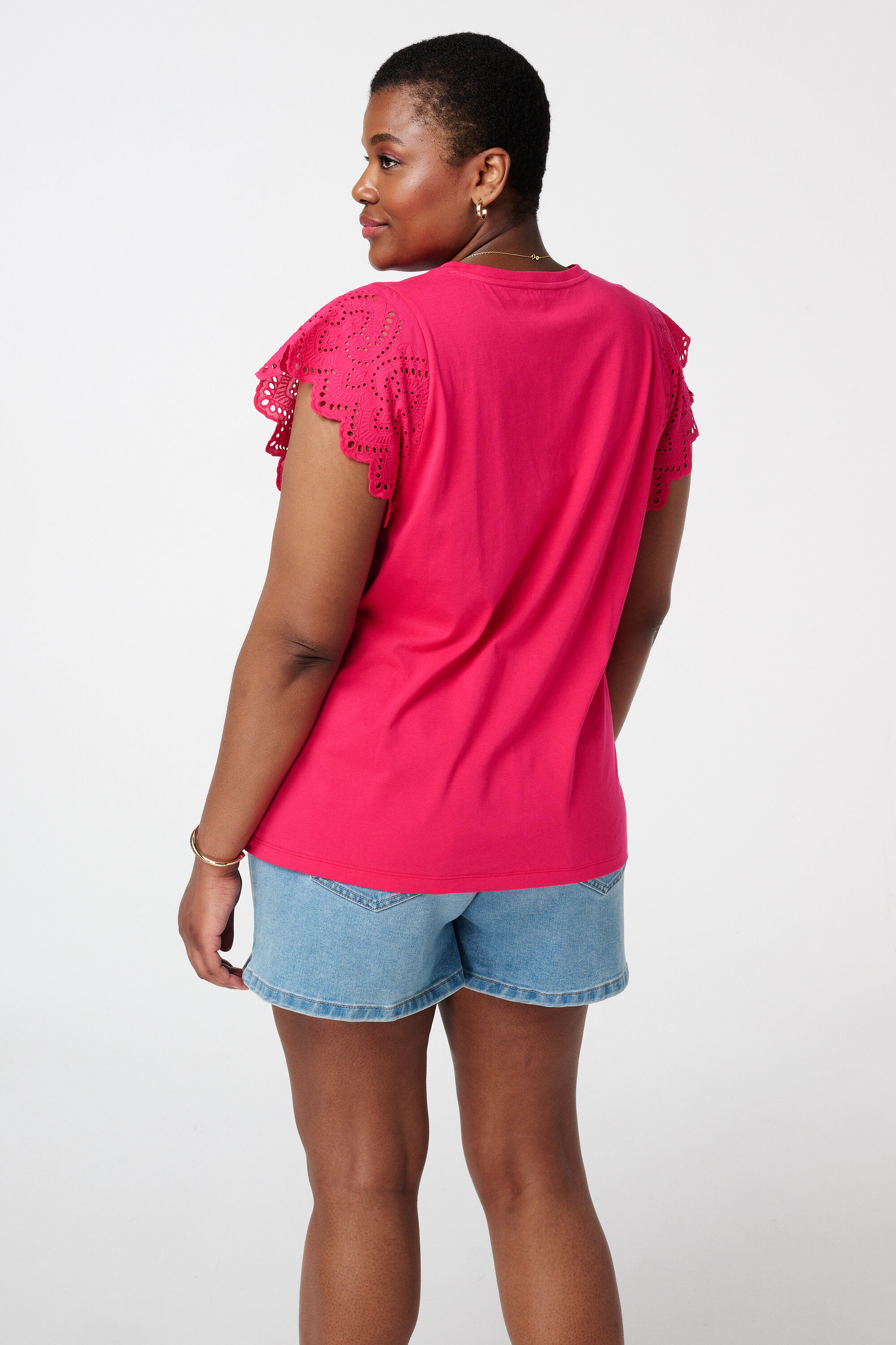 Camiseta con detalles en las mangas image number 3