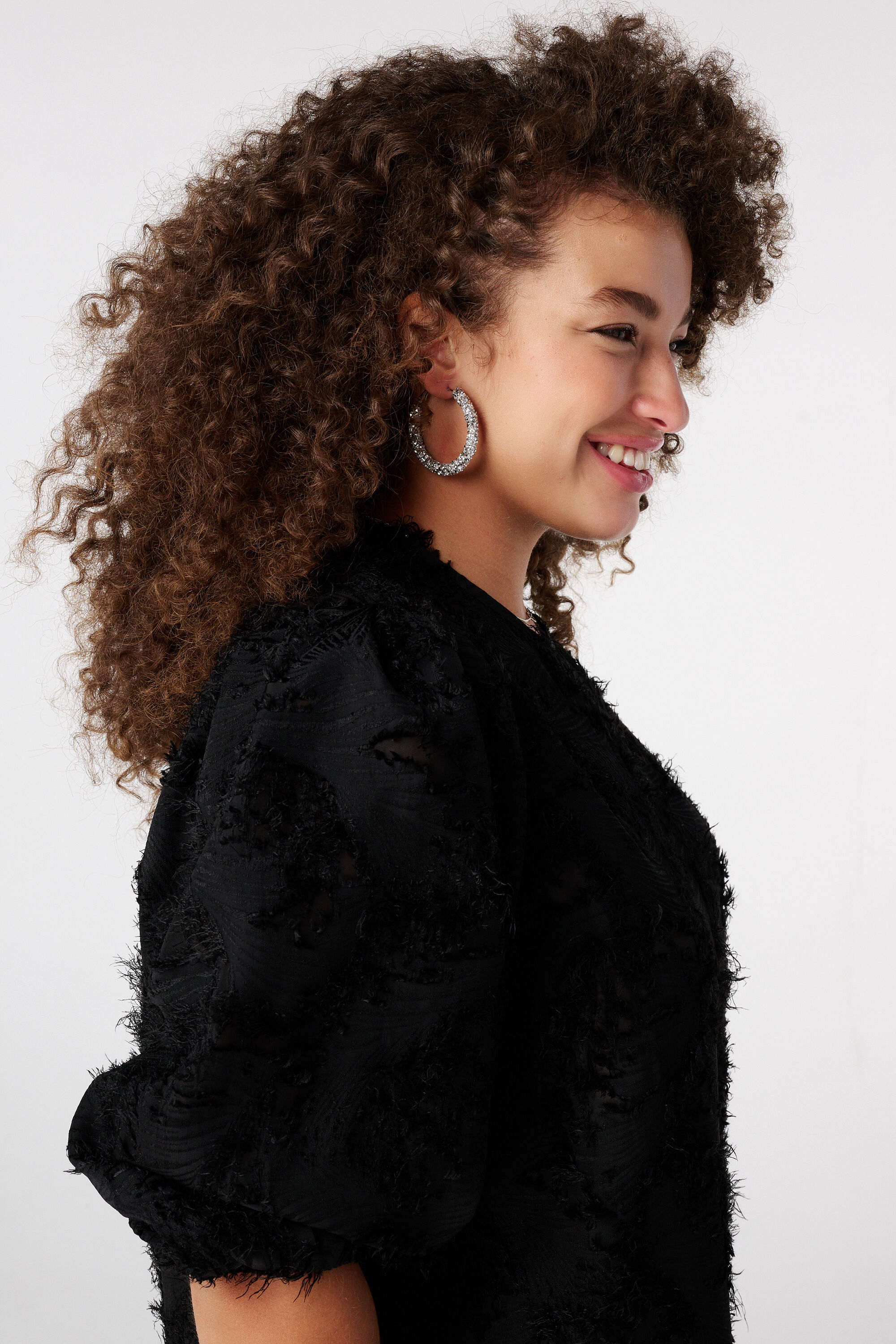 Blusa con mangas cortas abullonadas image number 4