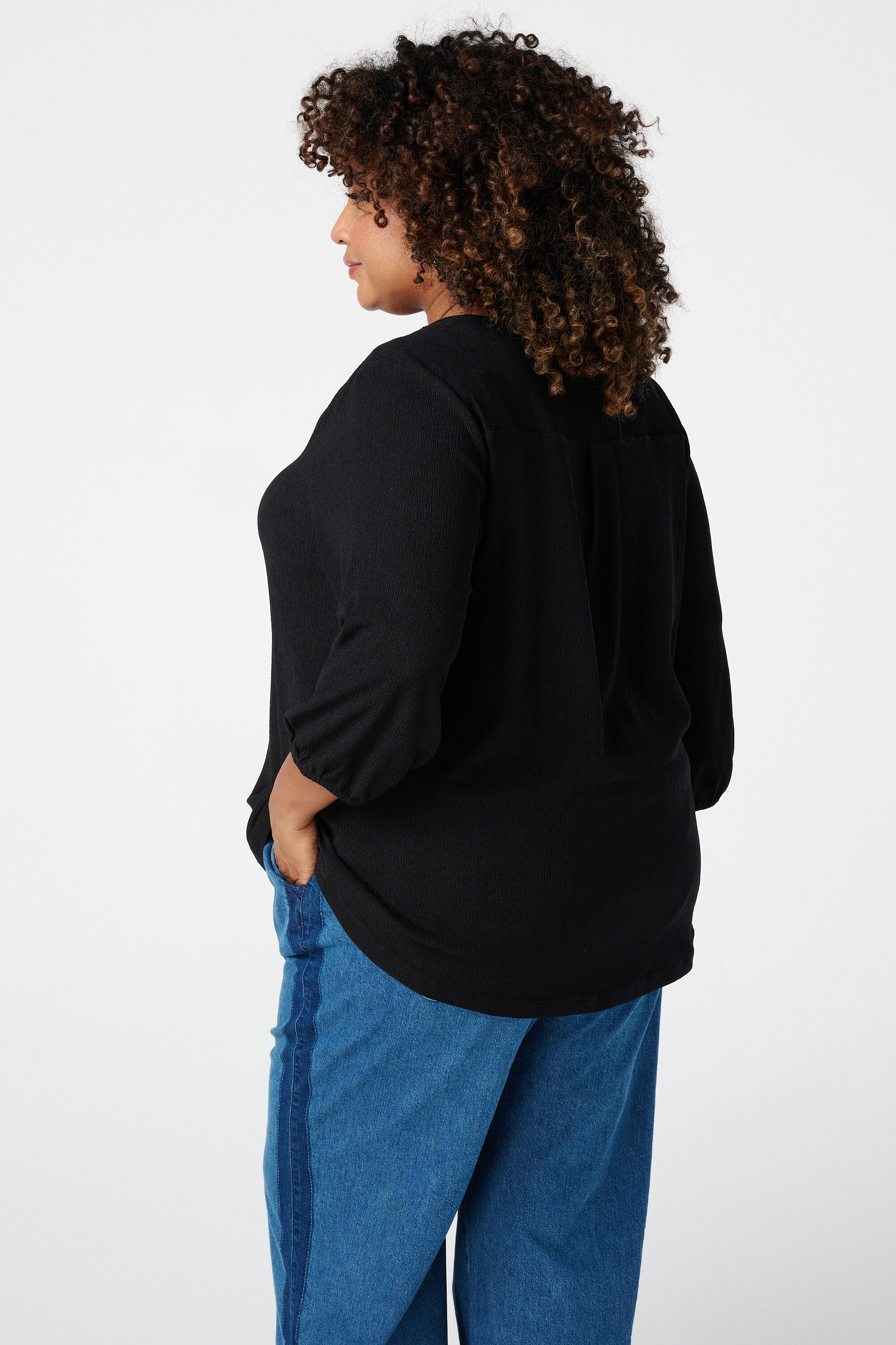 Top con manga tres cuartos image number 3